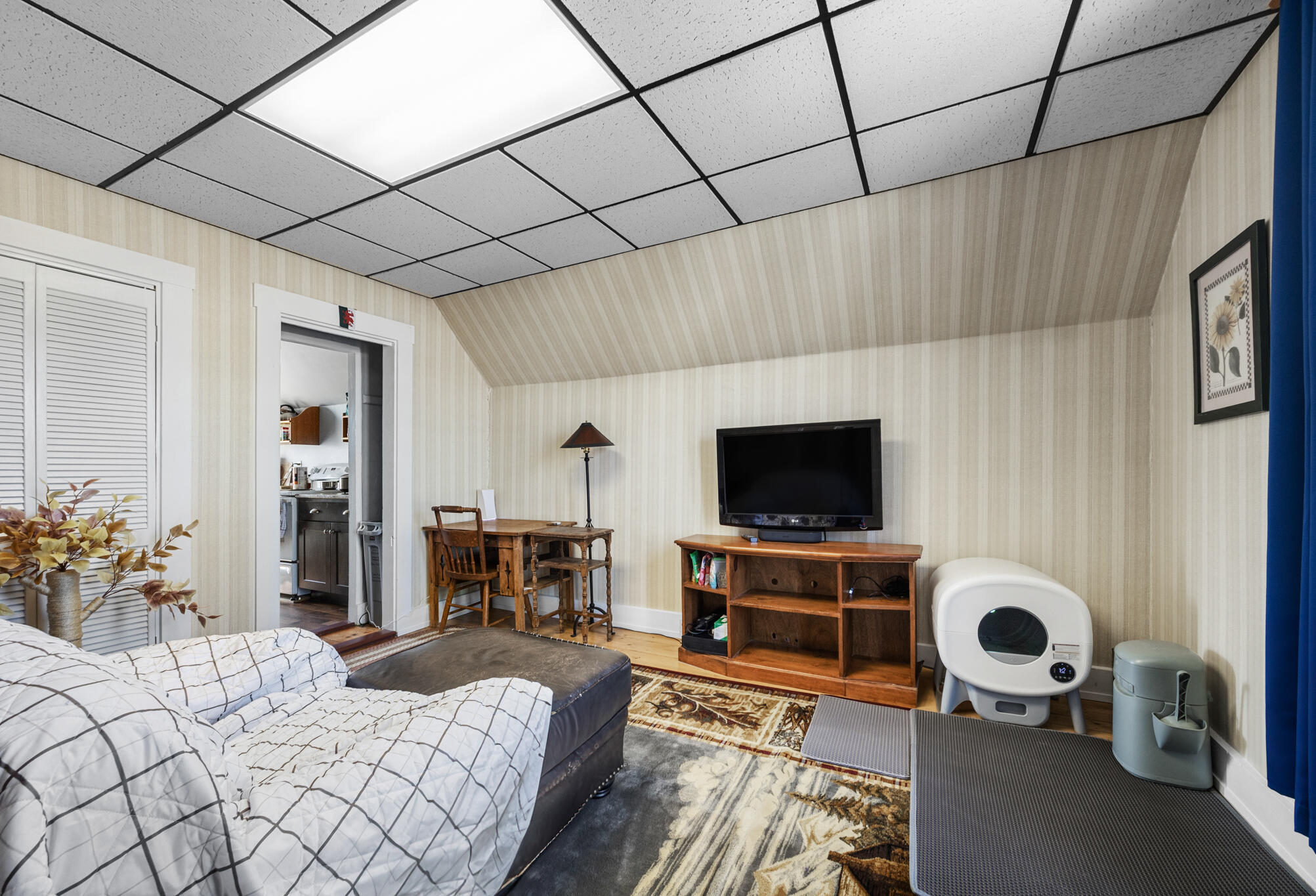 main property photo 21