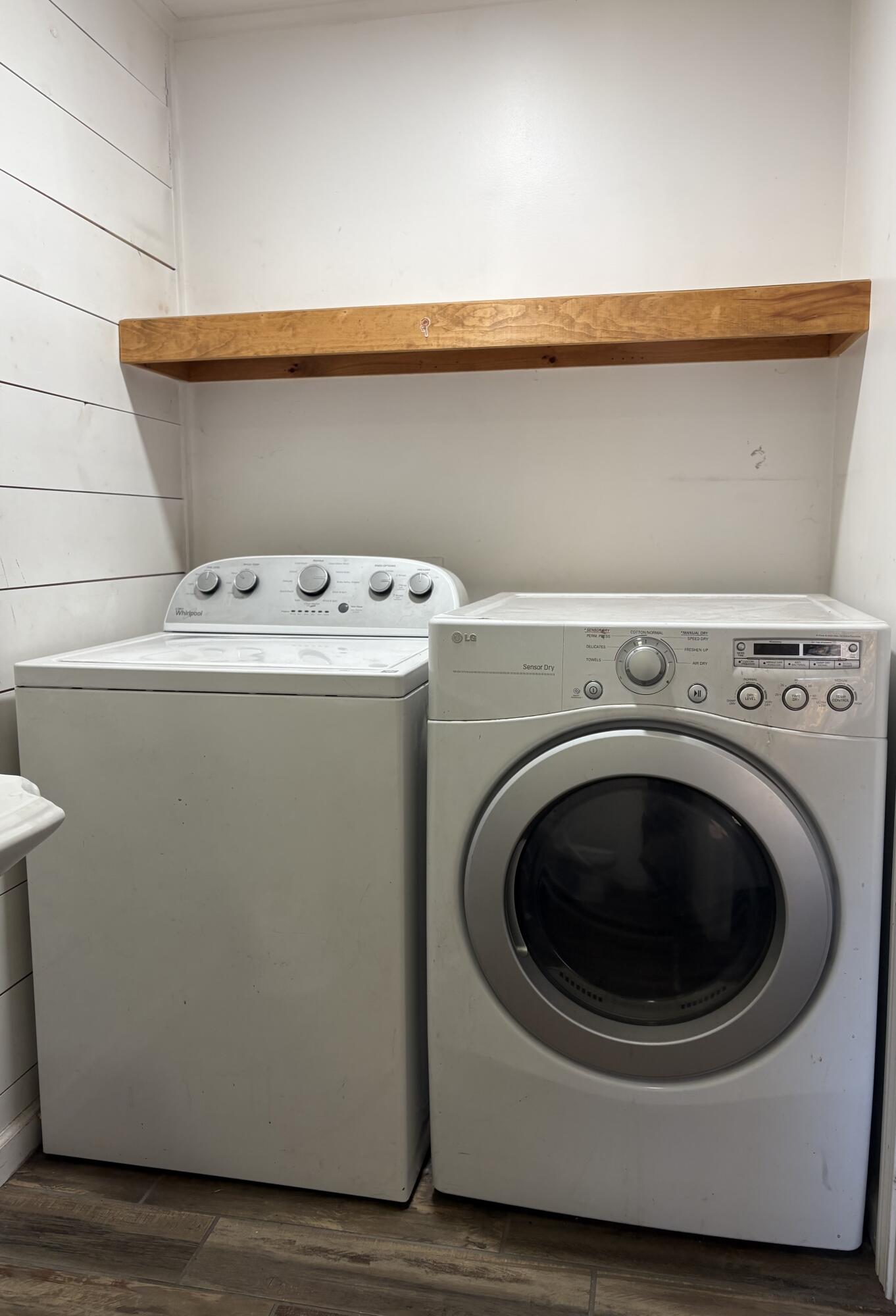main property photo 13