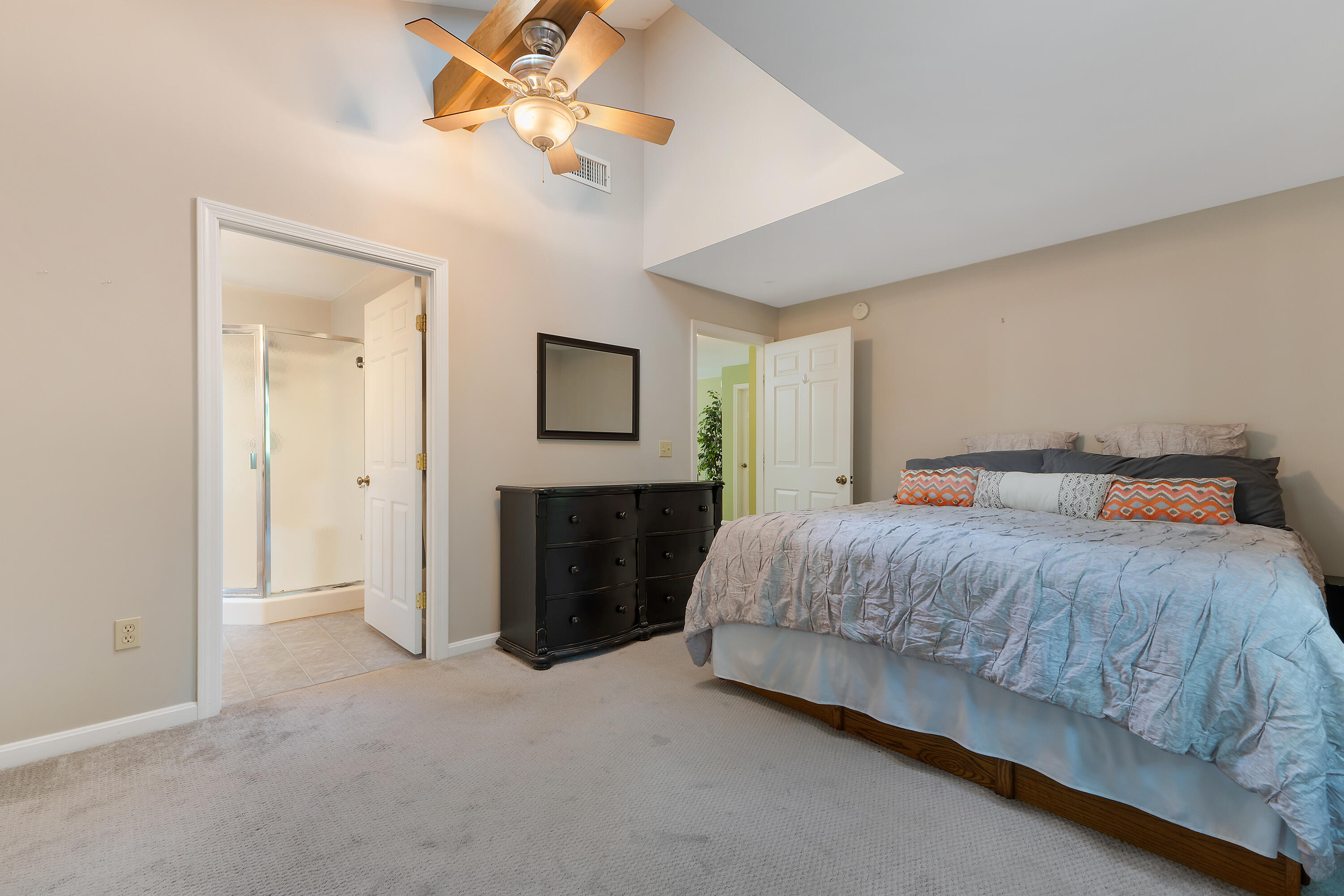 main property photo 66