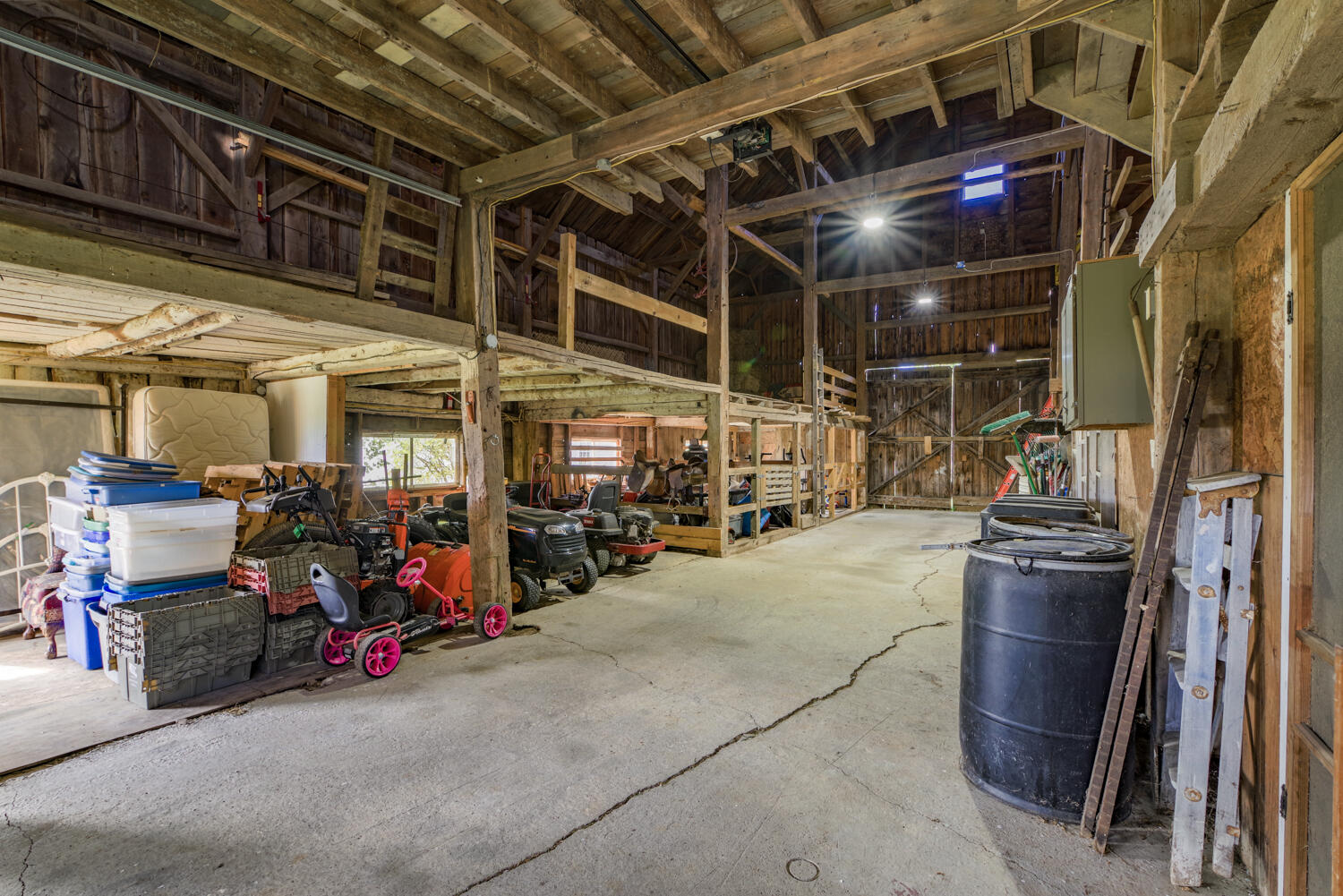 main property photo 62