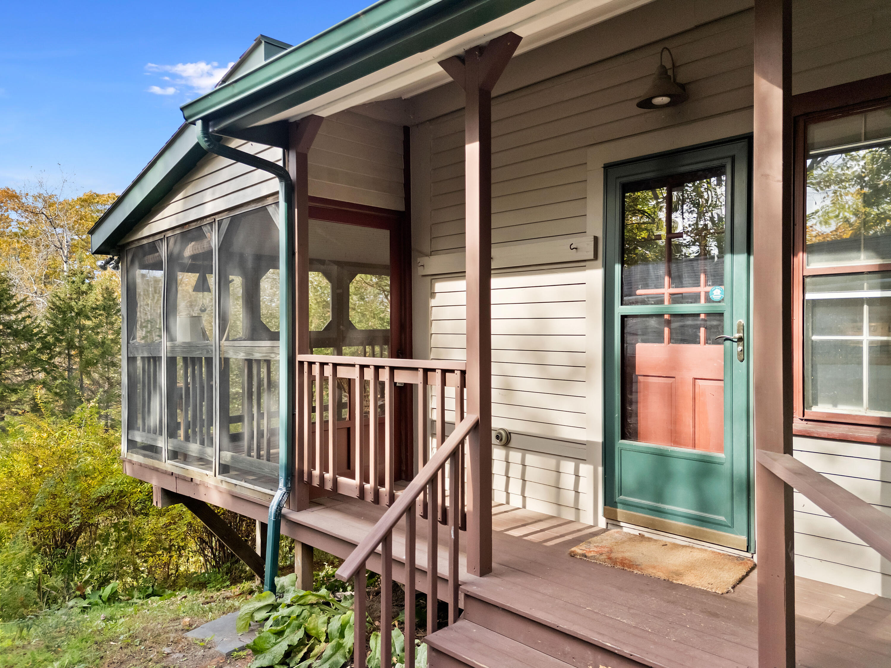 main property photo 29