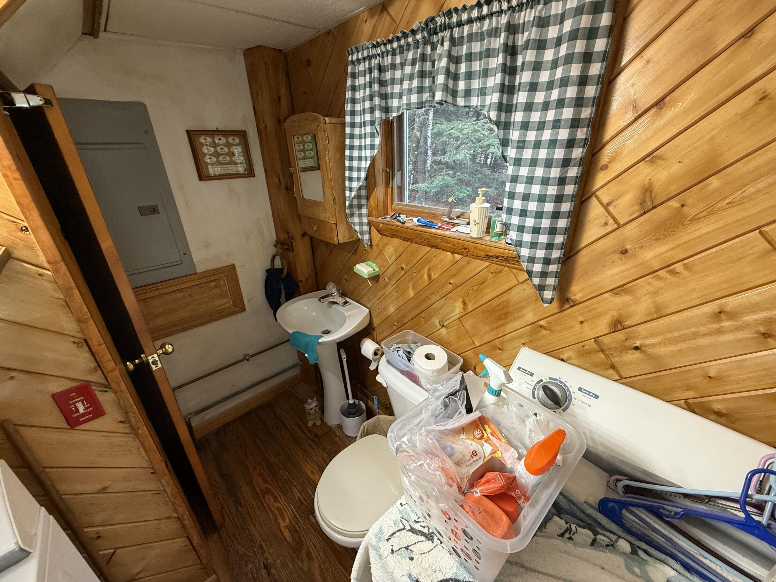 main property photo 28