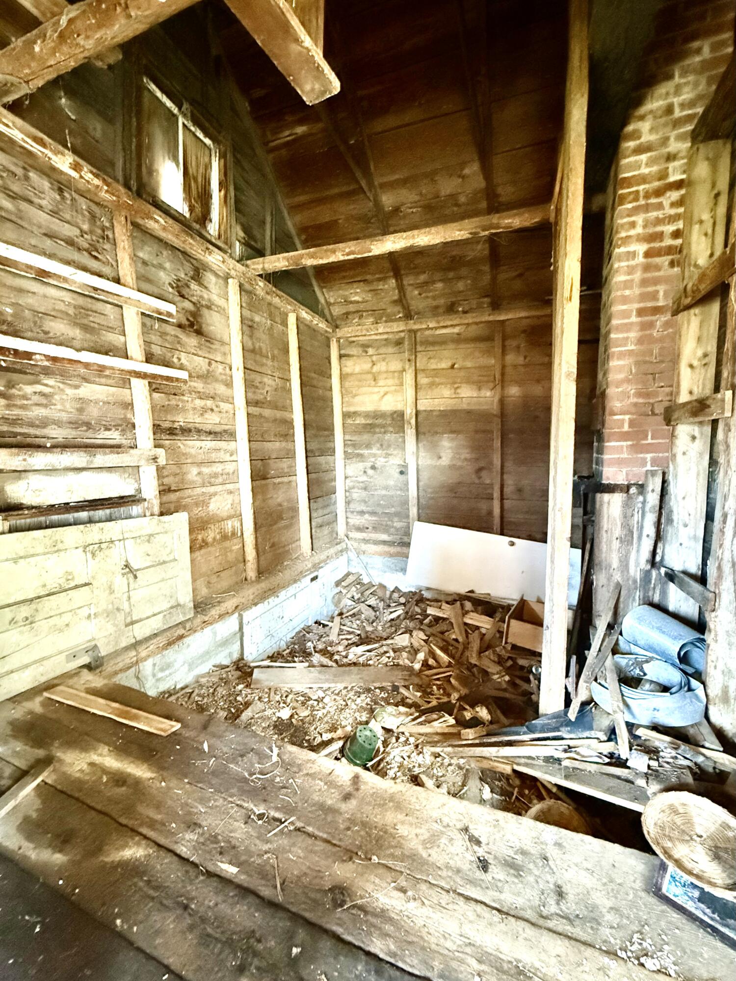 main property photo 7