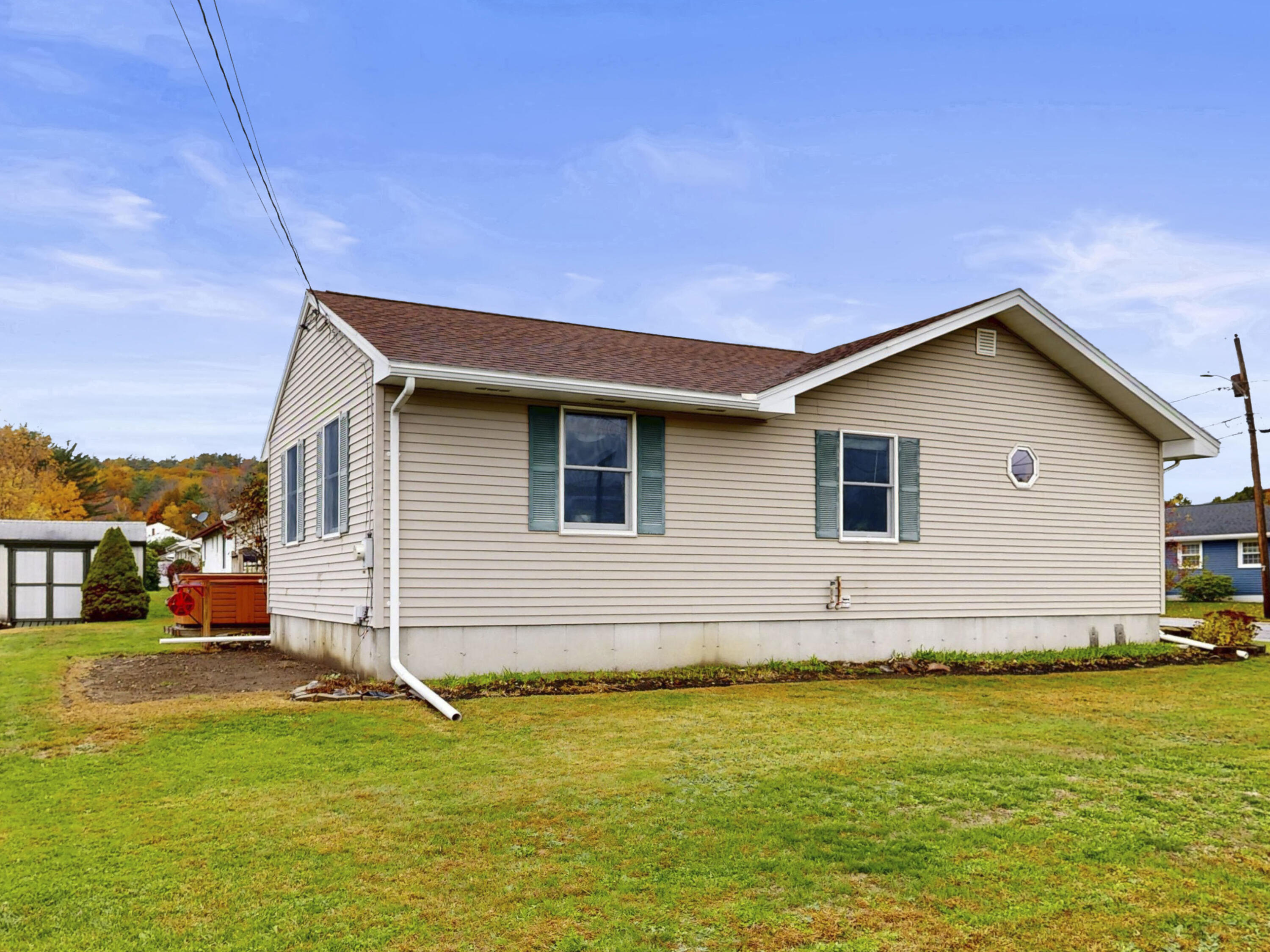 main property photo 50