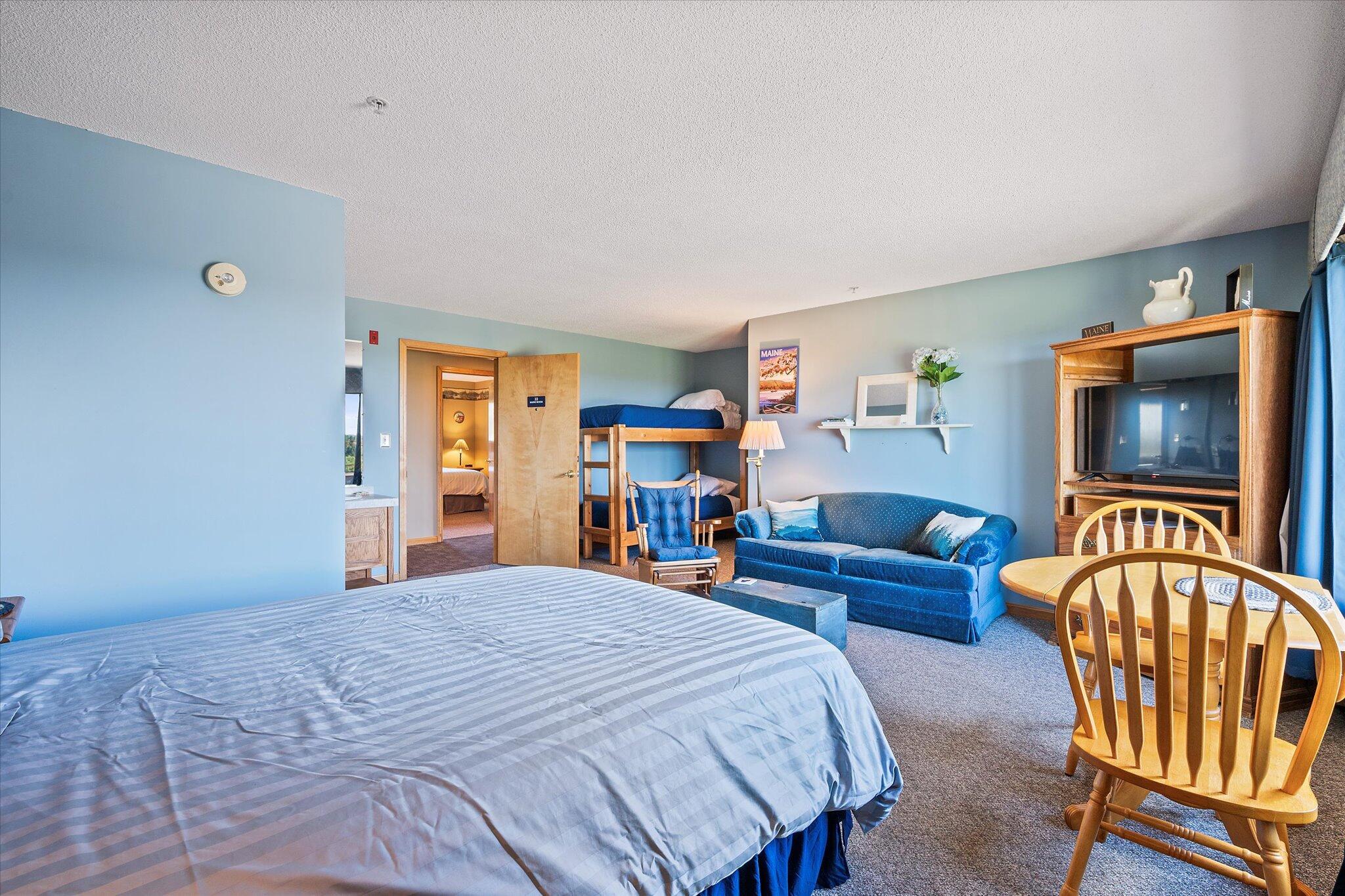 main property photo 74