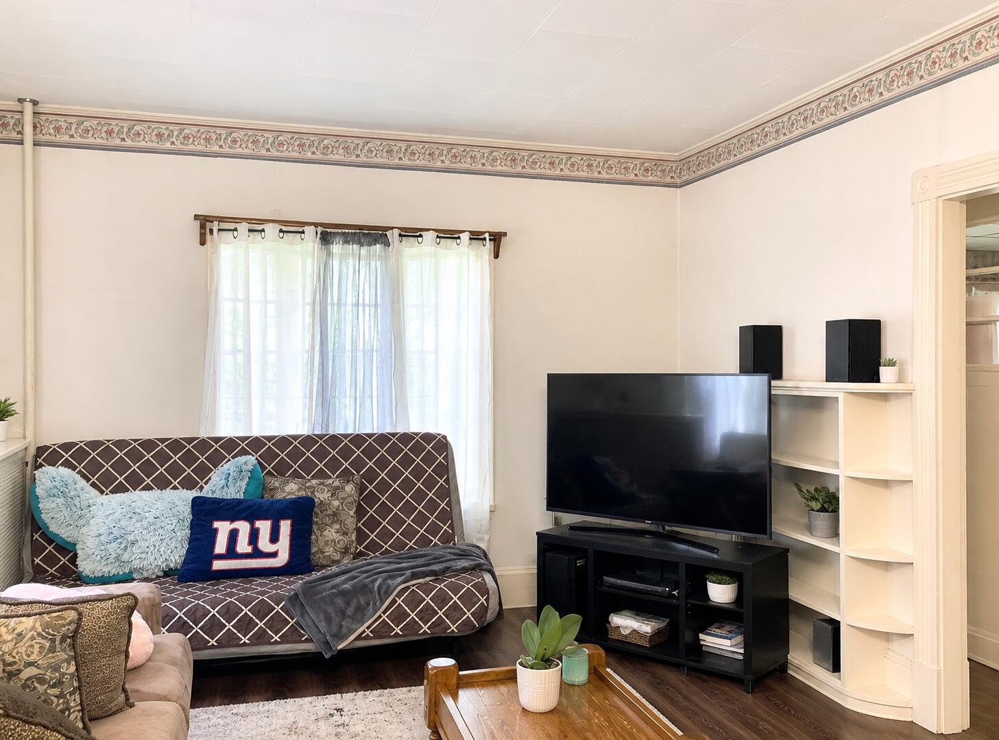 main property photo 6