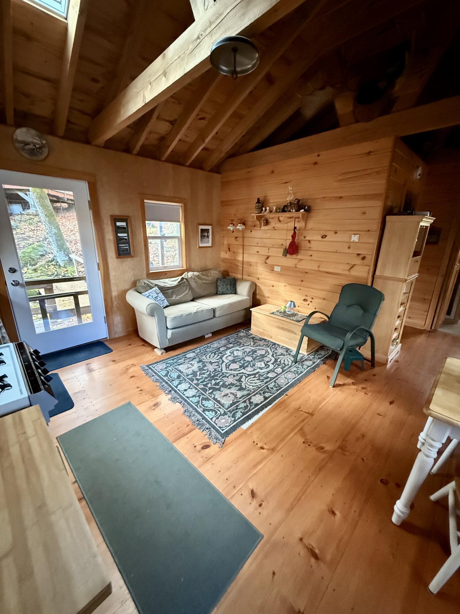 property viewer photo 10