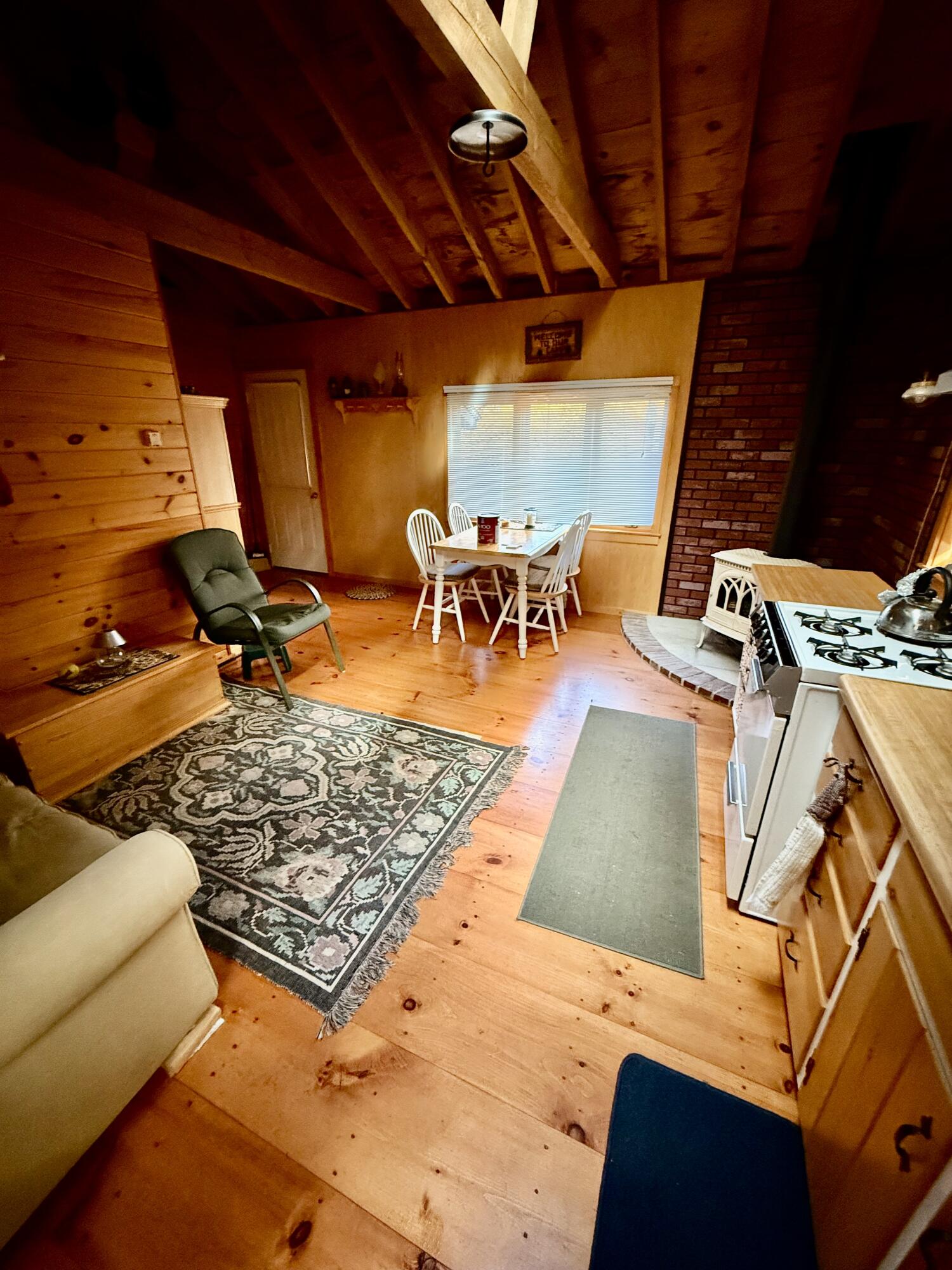 property viewer photo 19