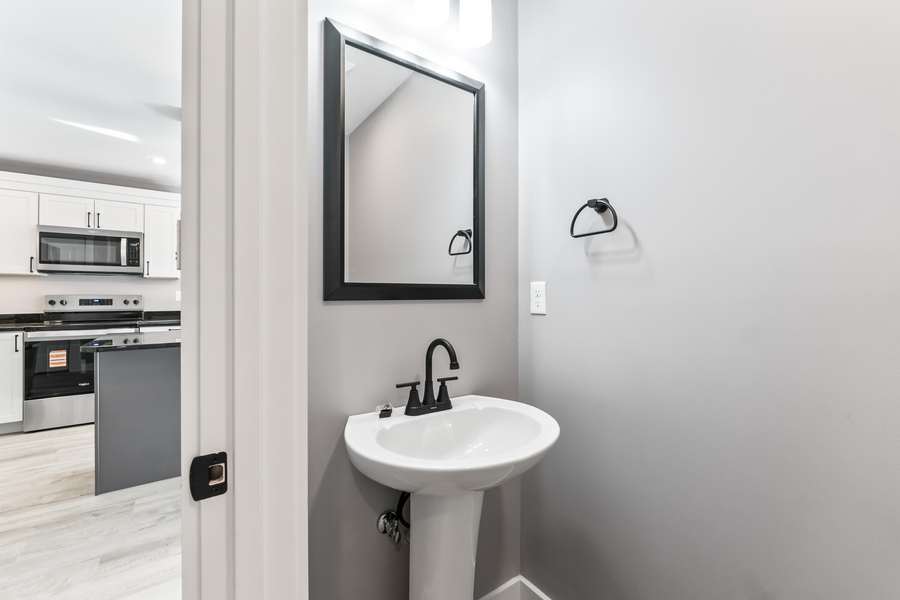 property viewer photo 23