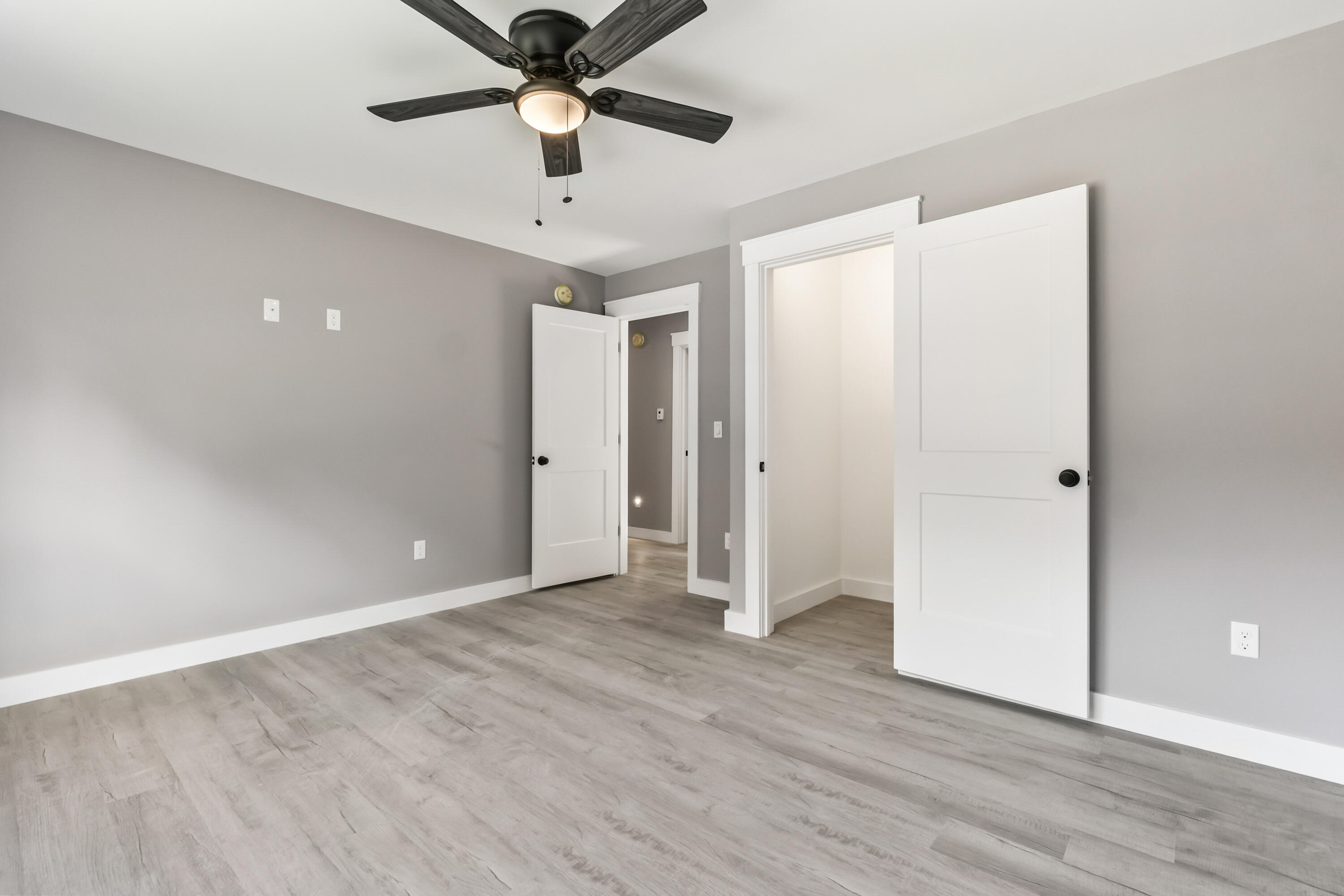 property viewer photo 38