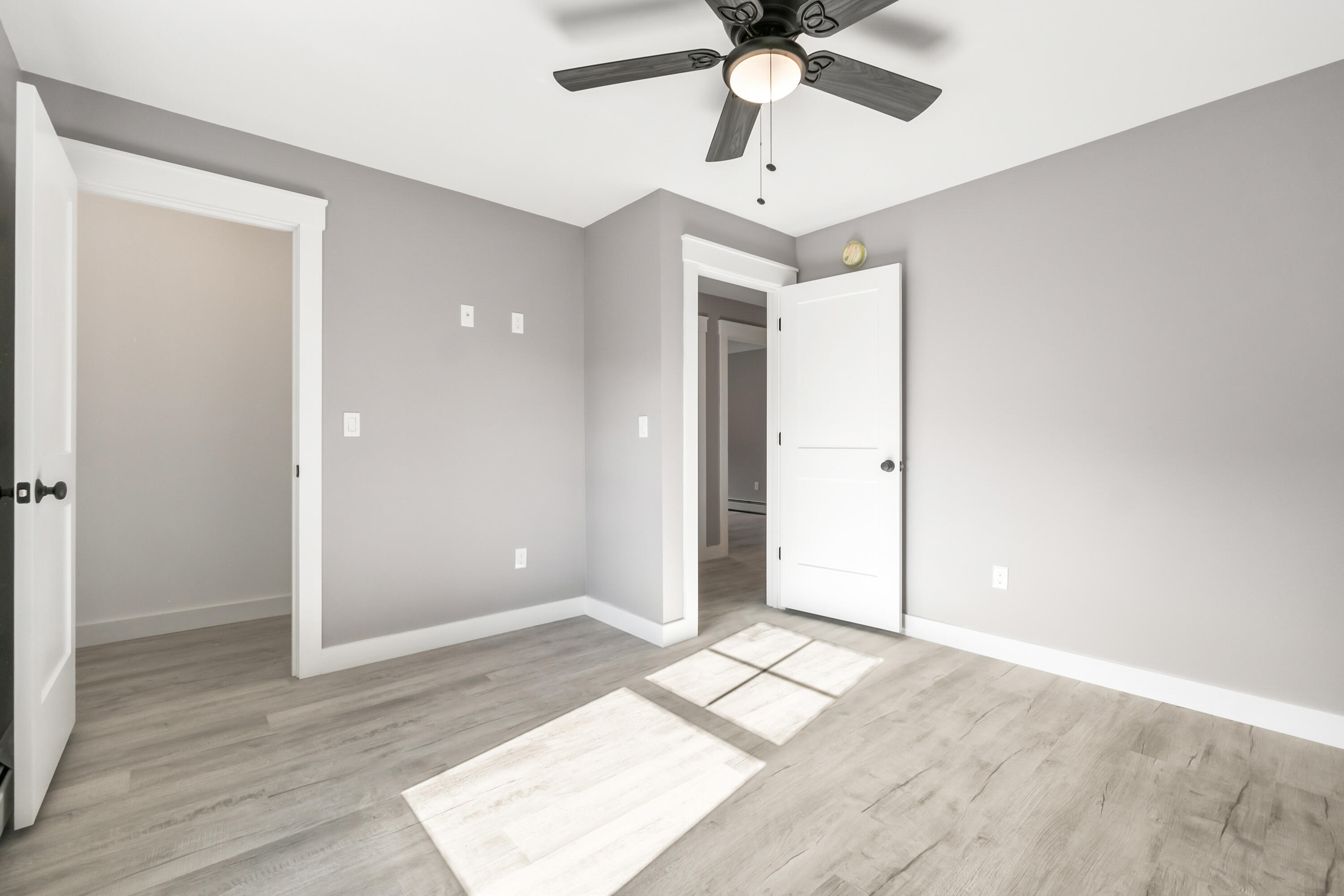 property viewer photo 40