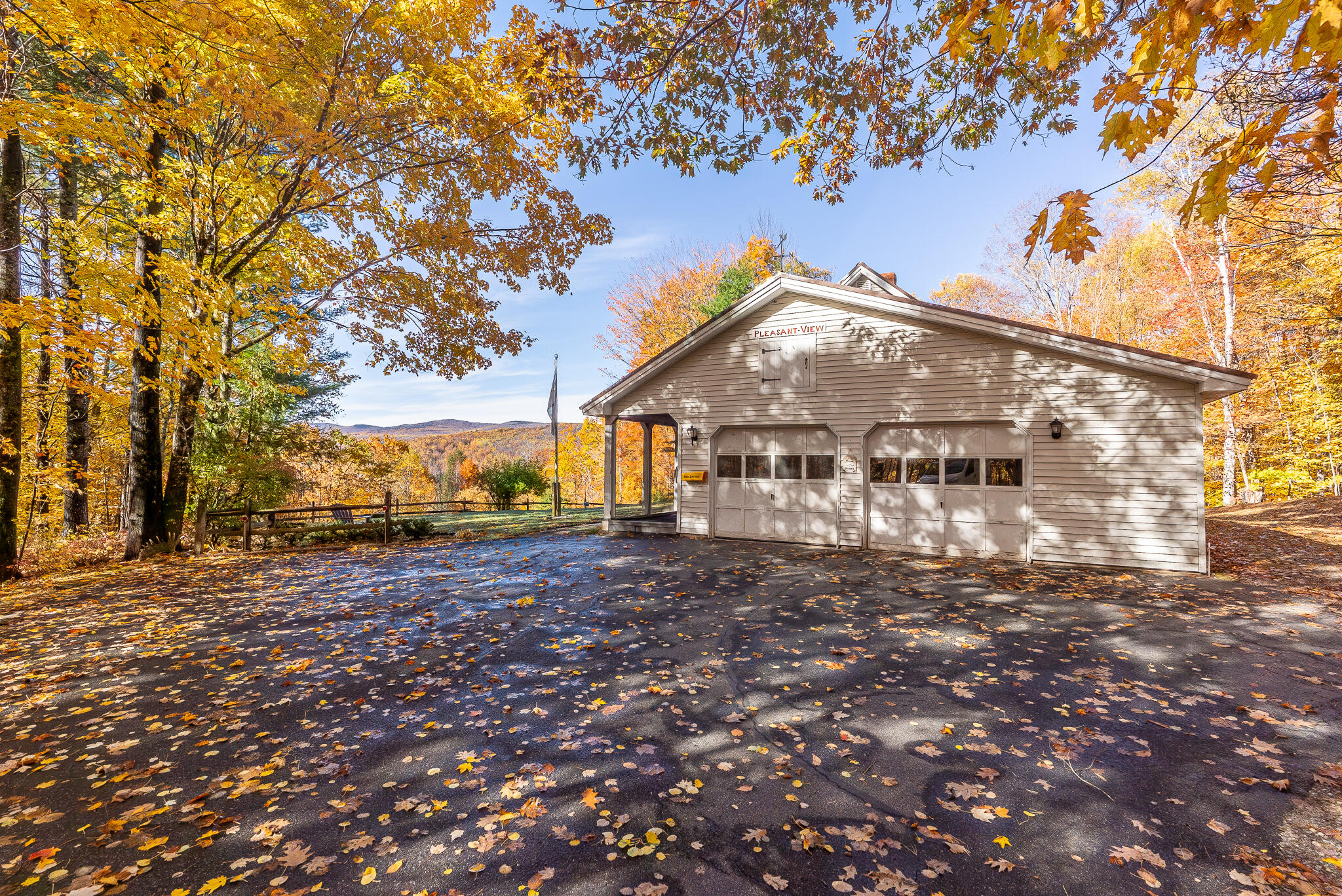 property viewer photo 2