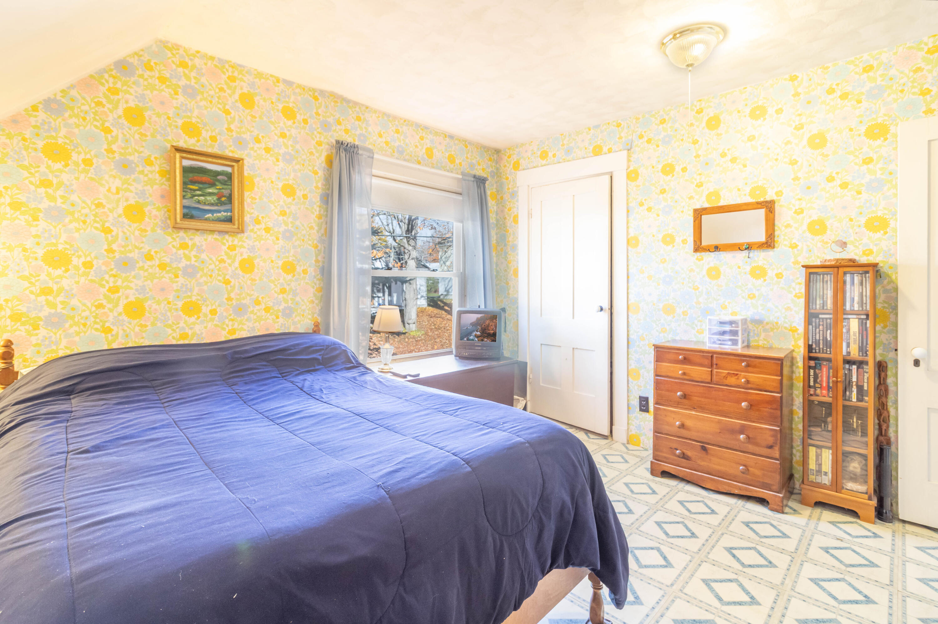 main property photo 44