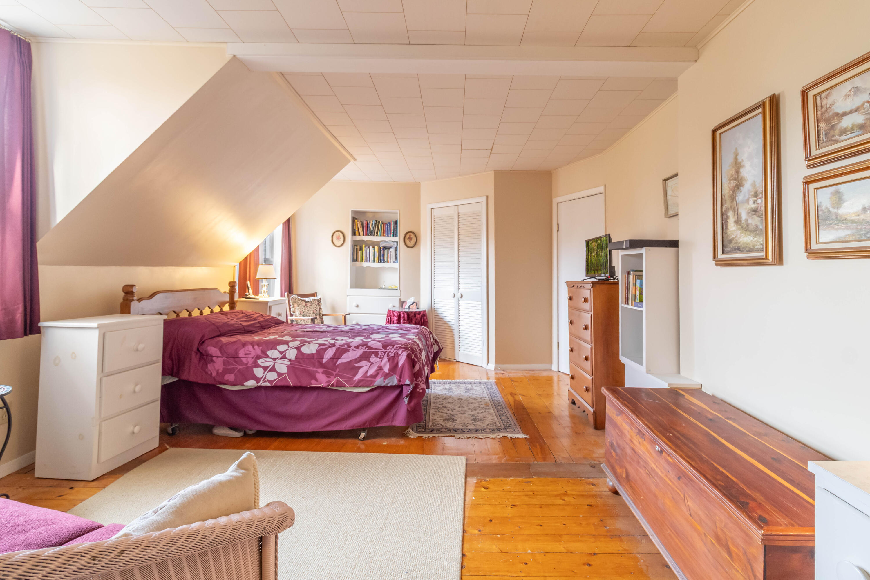 main property photo 56
