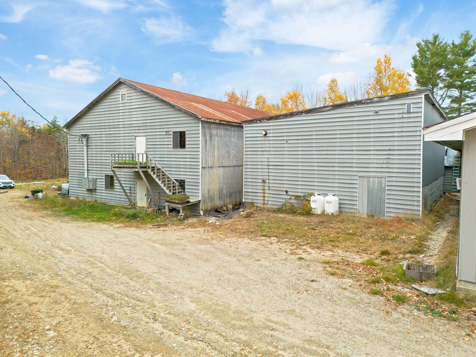 main property photo 3