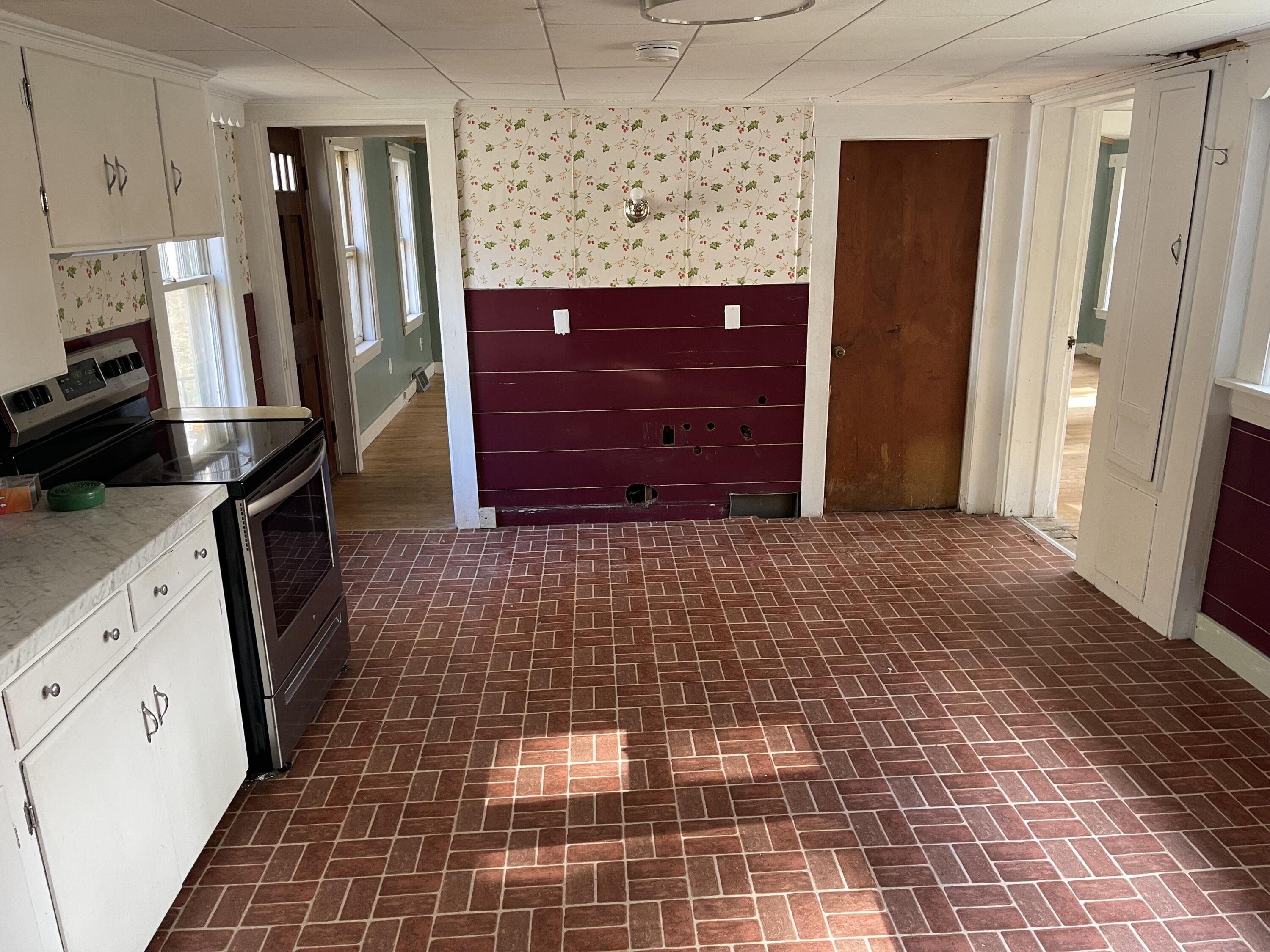 main property photo 16