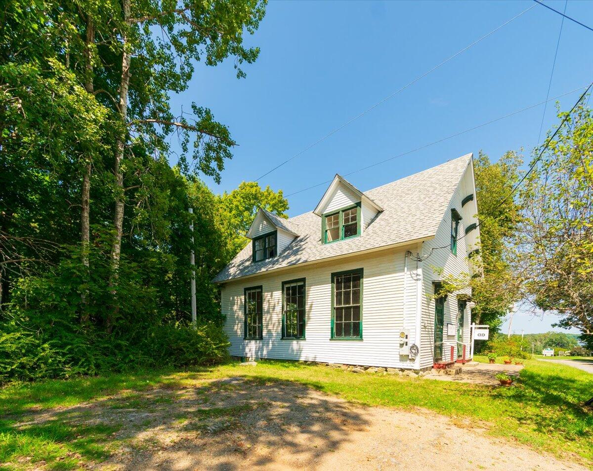 main property photo 7