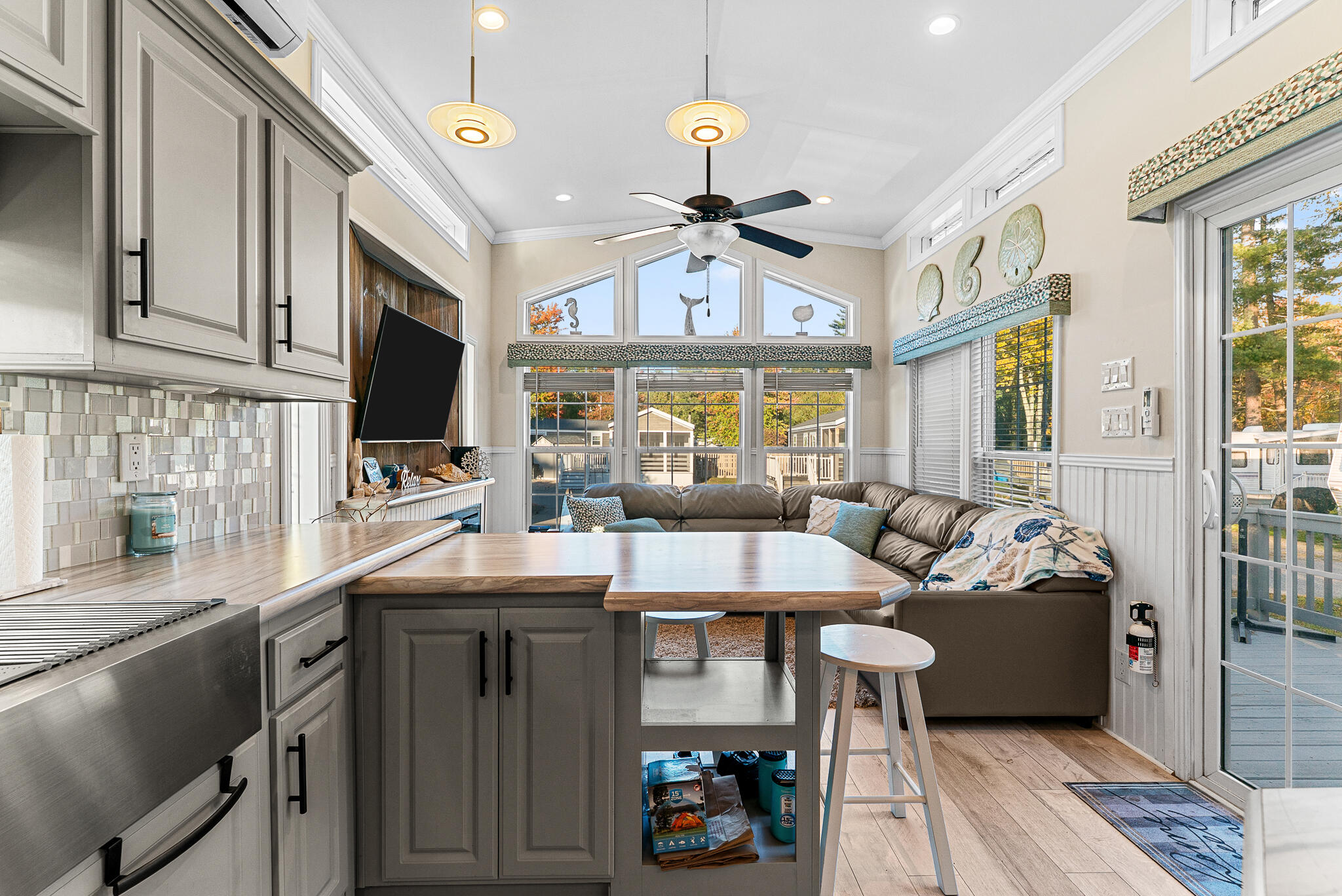 property viewer photo 18