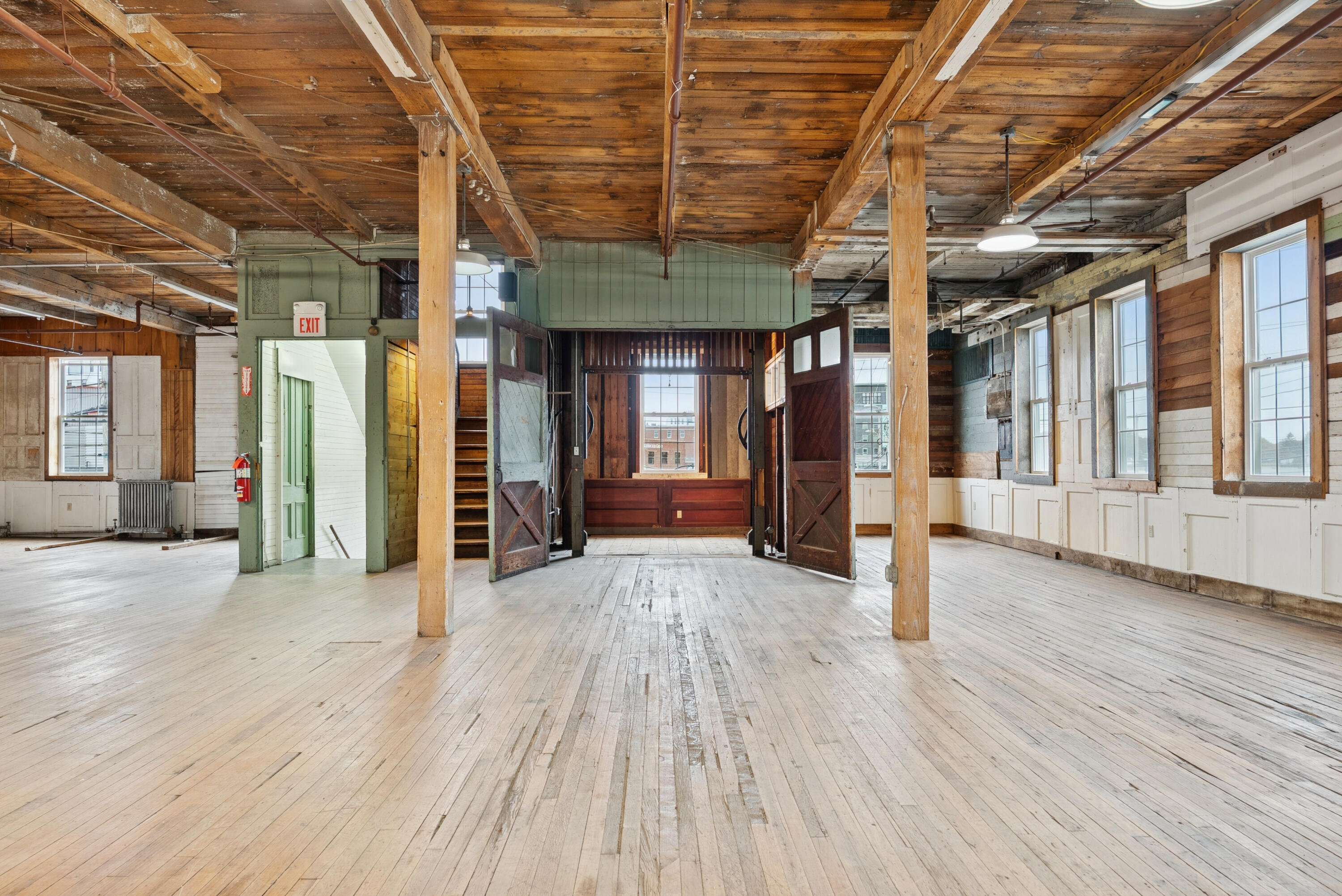 main property photo 42