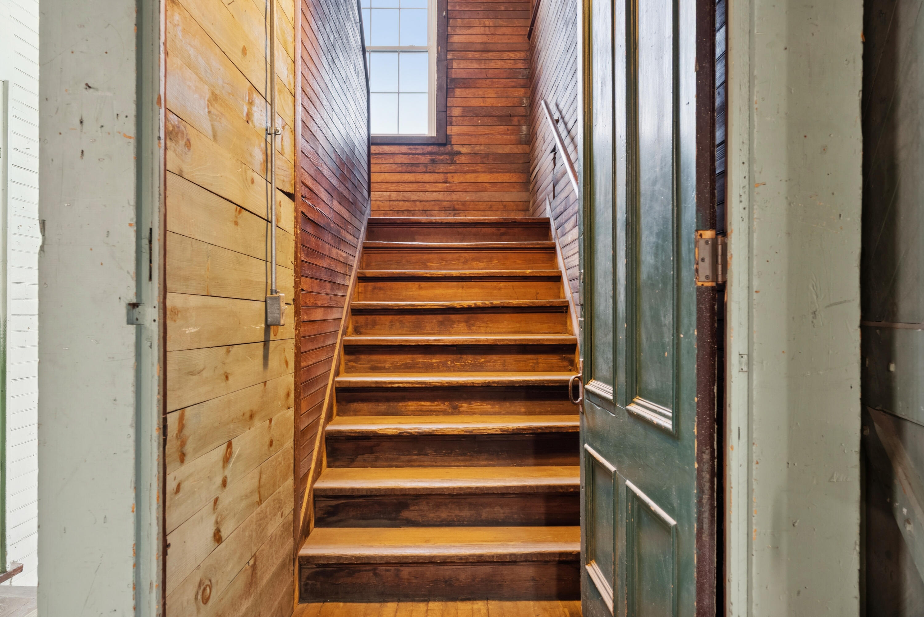 main property photo 48