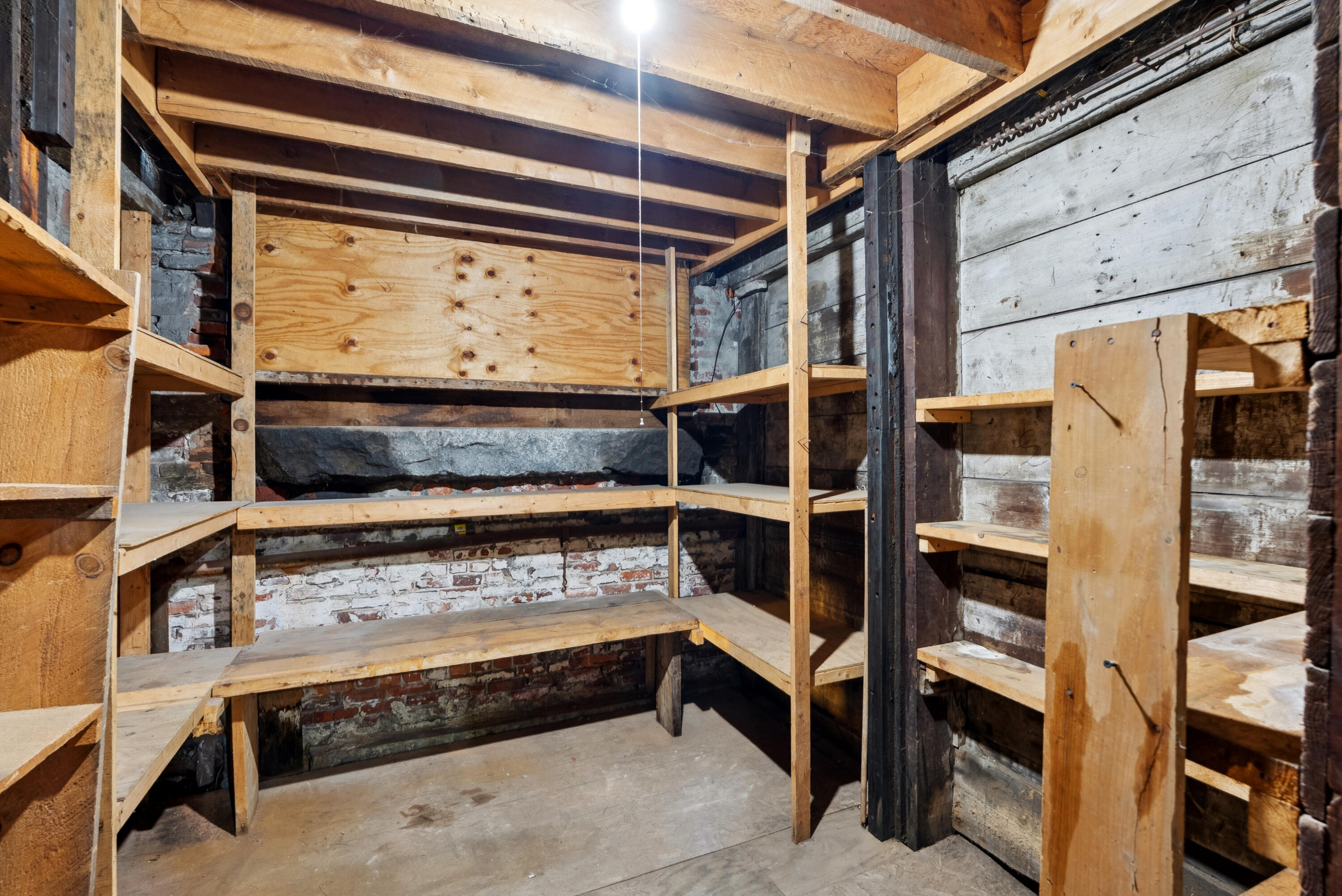 main property photo 79