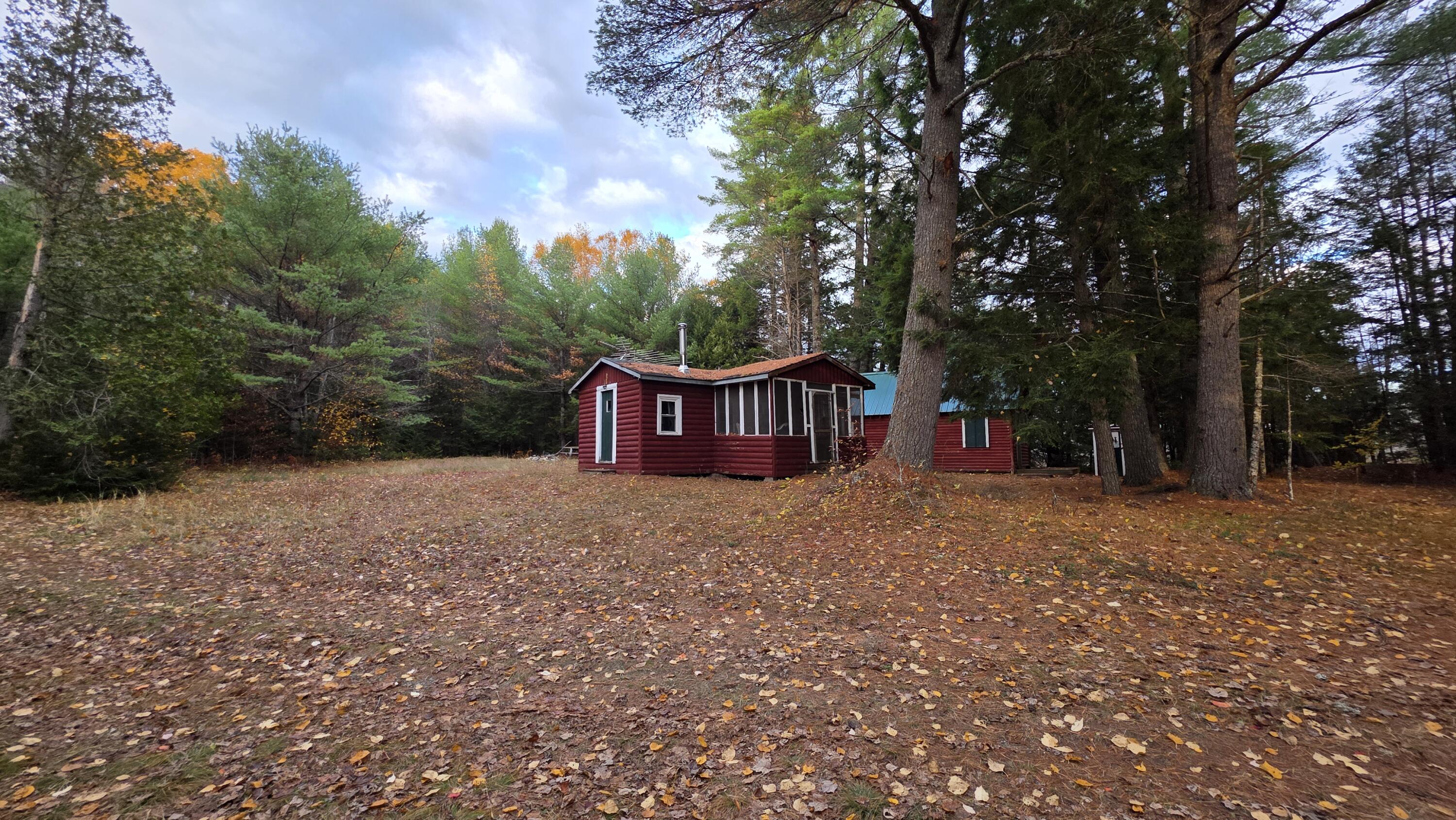 main property photo 28