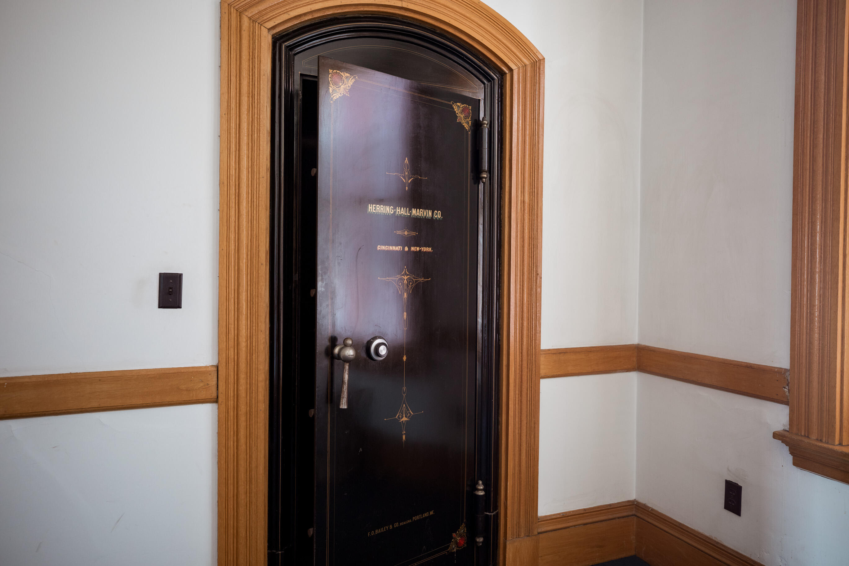 main property photo 20