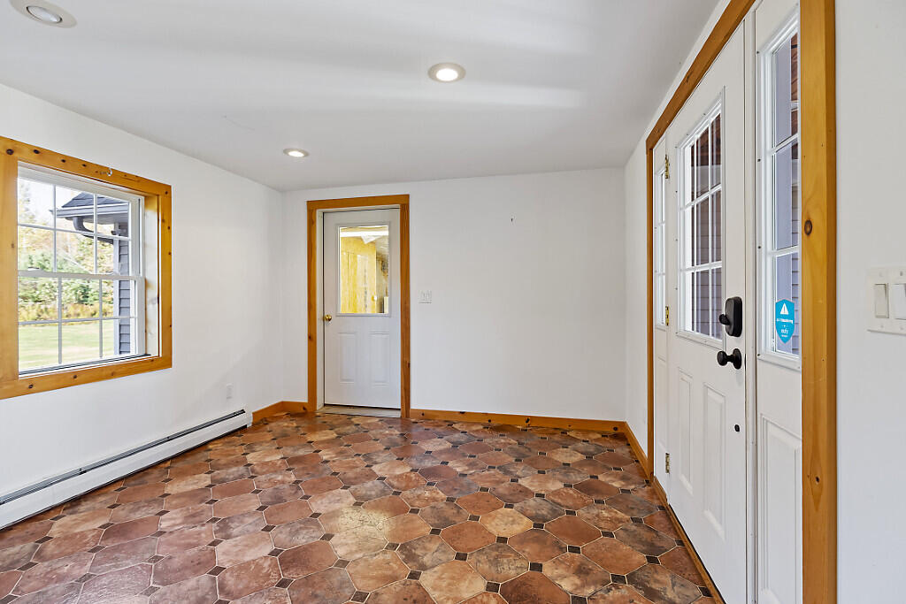 property viewer photo 2