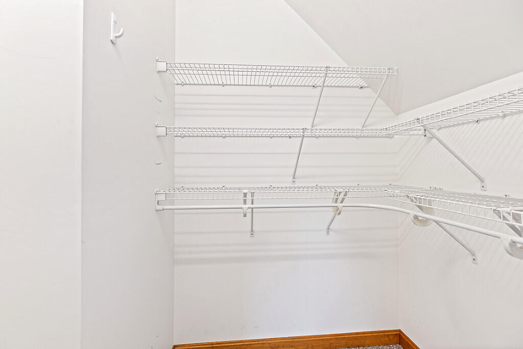 property viewer photo 24