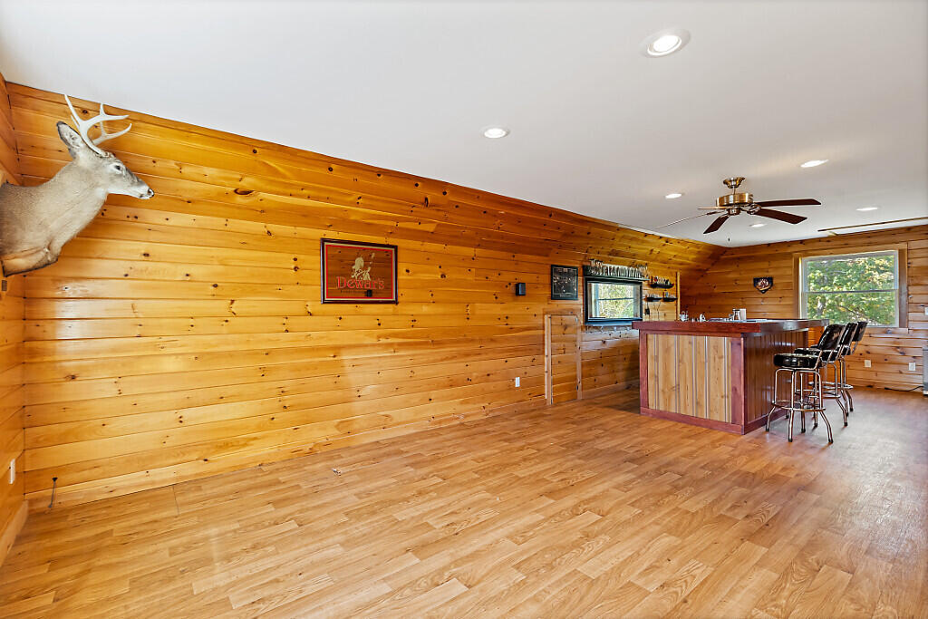 property viewer photo 35