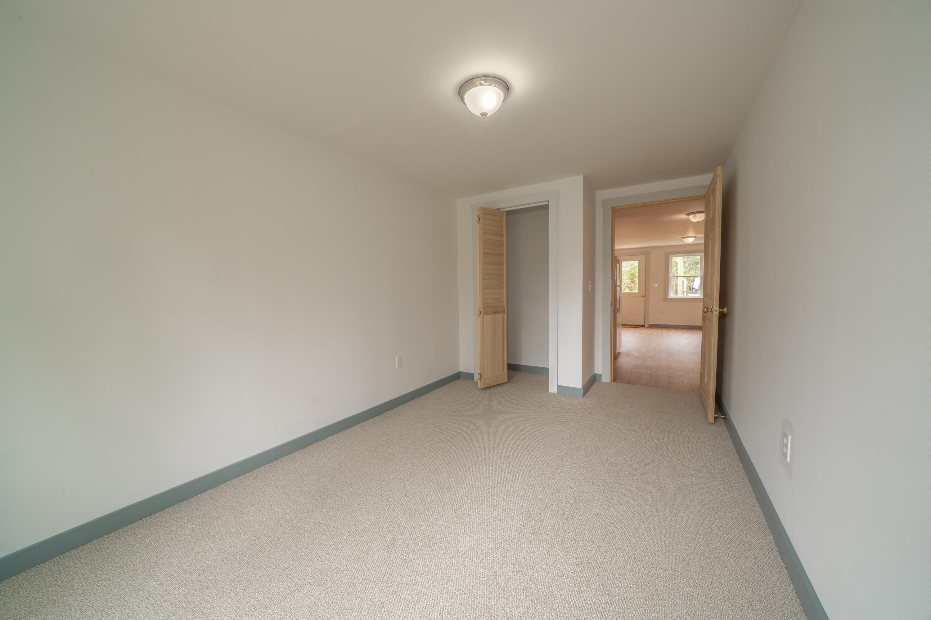 property viewer photo 10