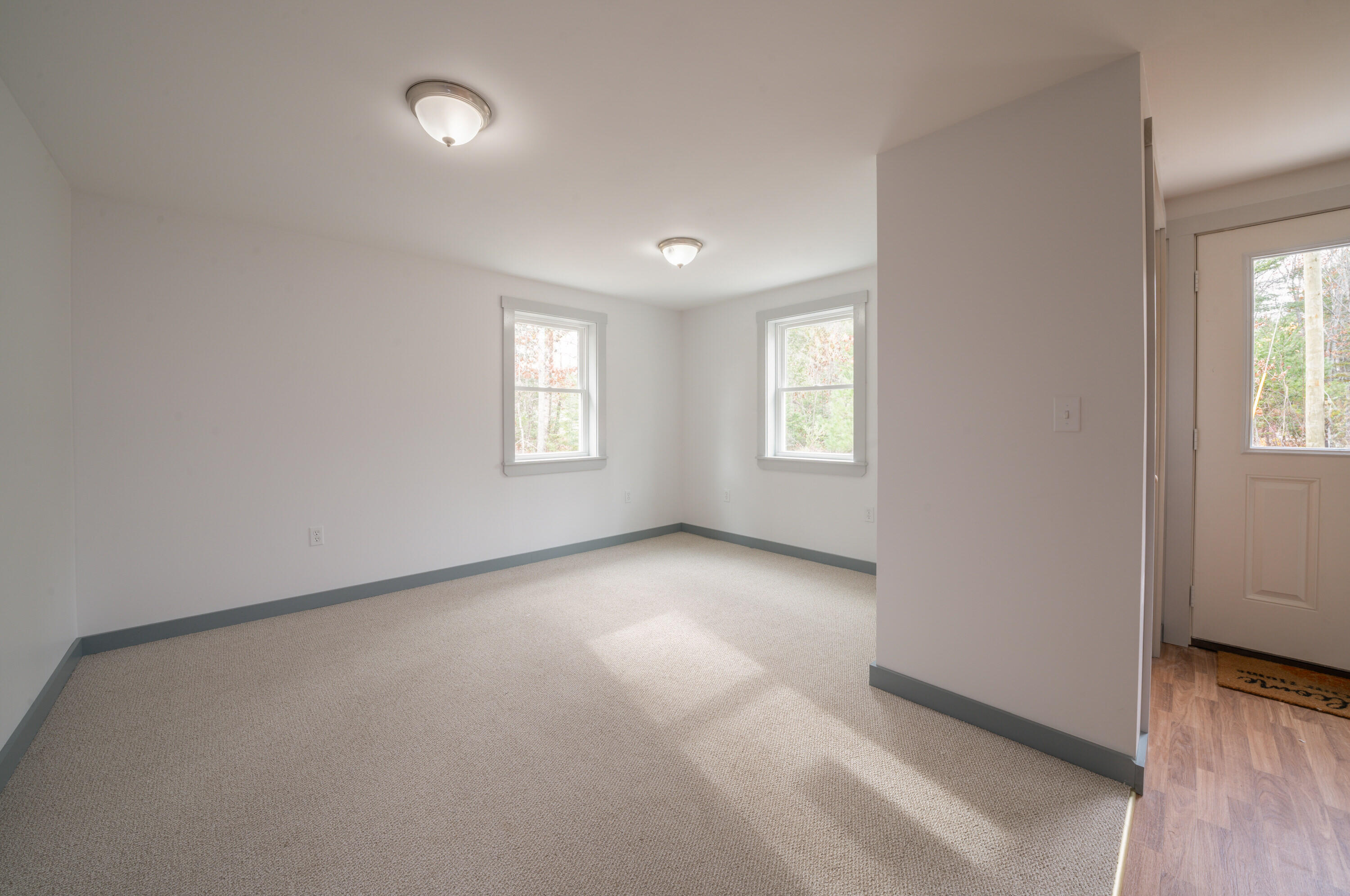 property viewer photo 3