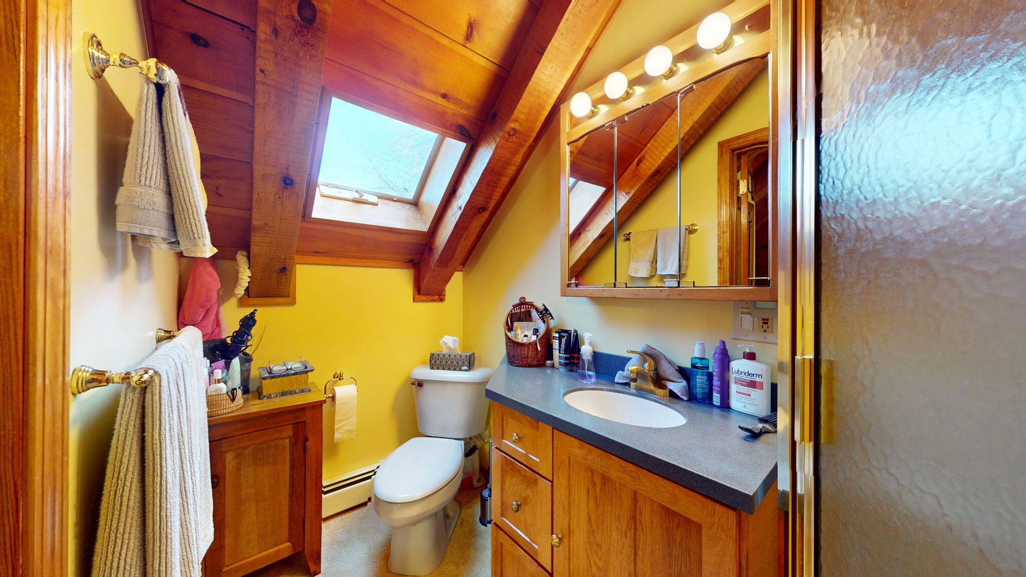 main property photo 16