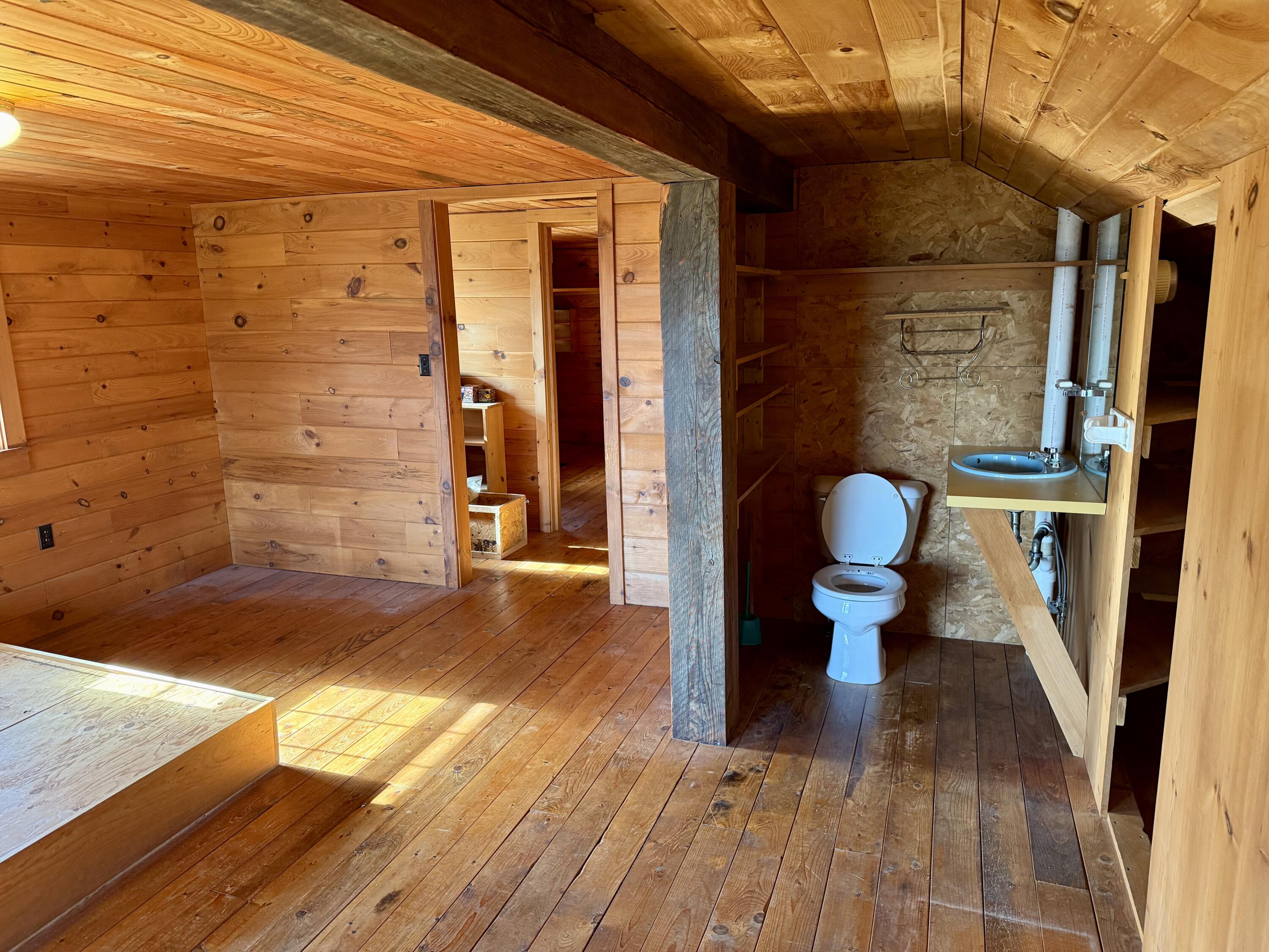 main property photo 14