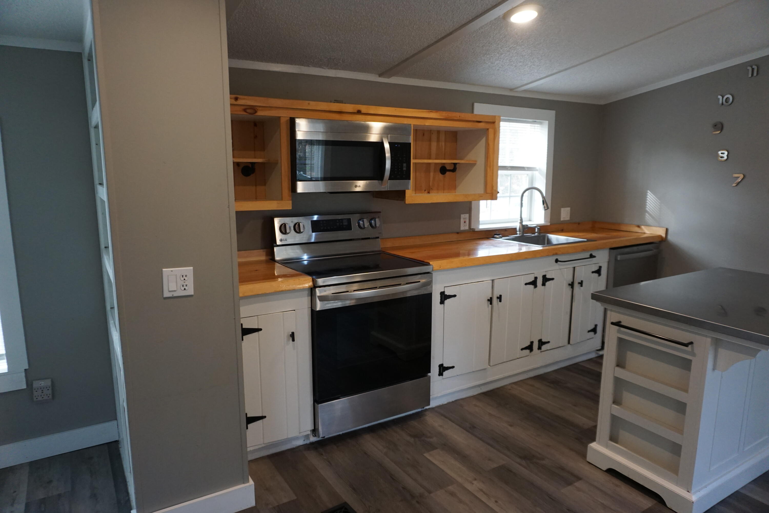 main property photo 59
