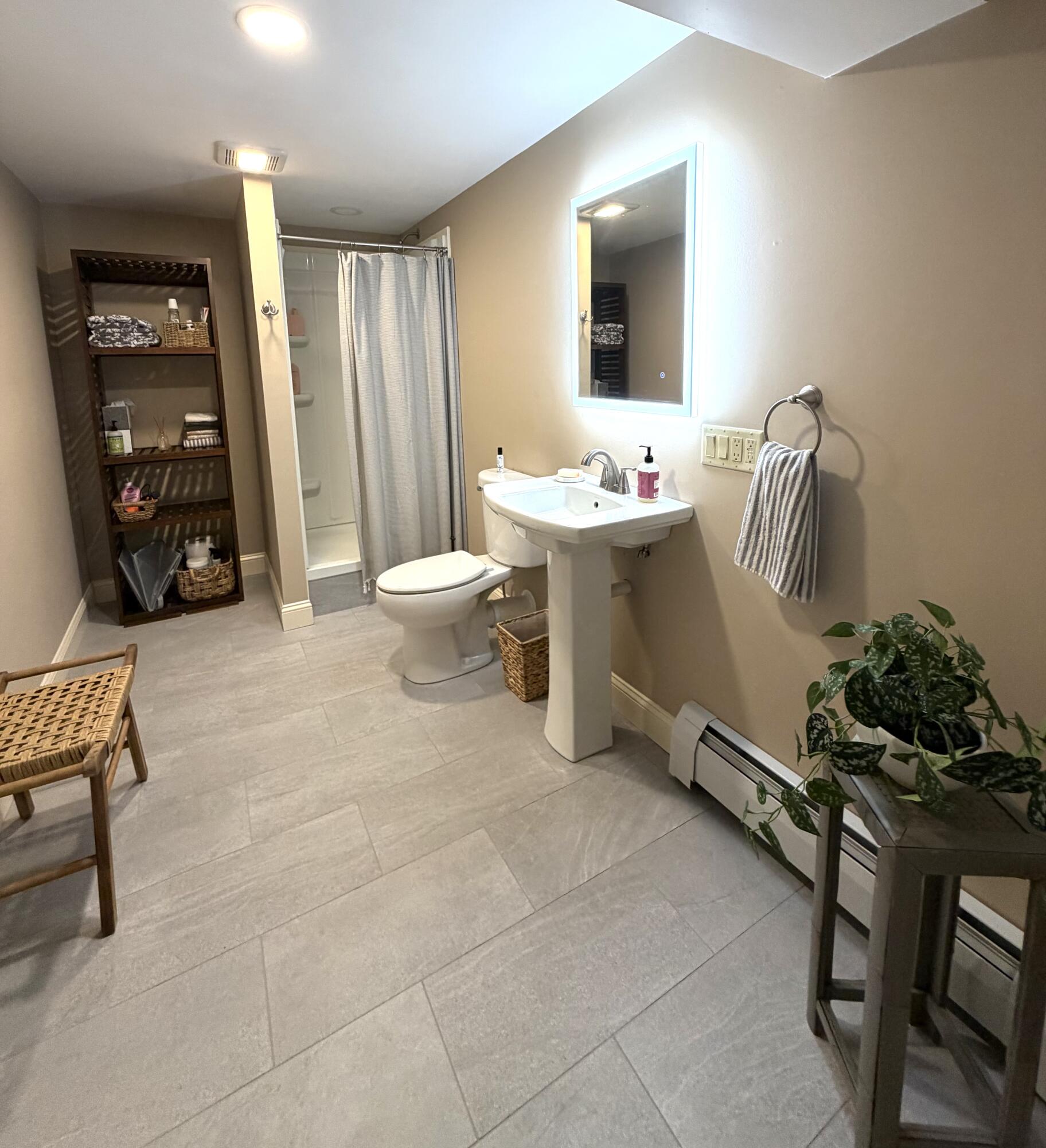 property viewer photo 47