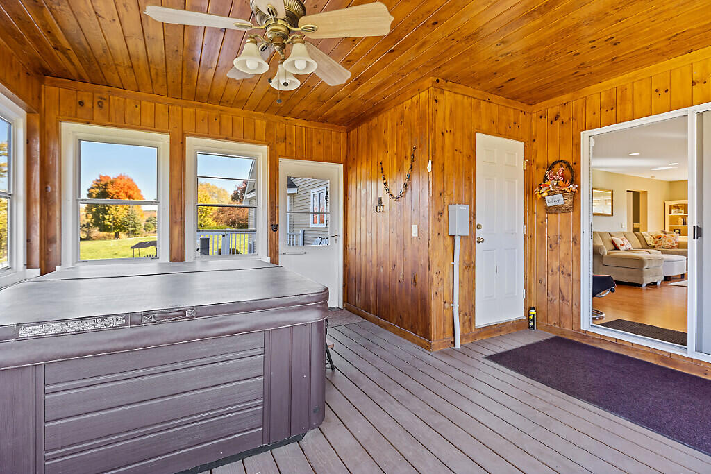 property viewer photo 13