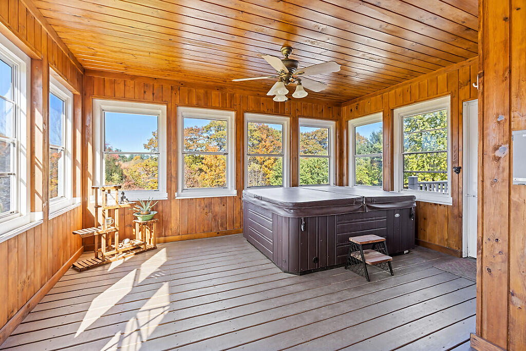 property viewer photo 14