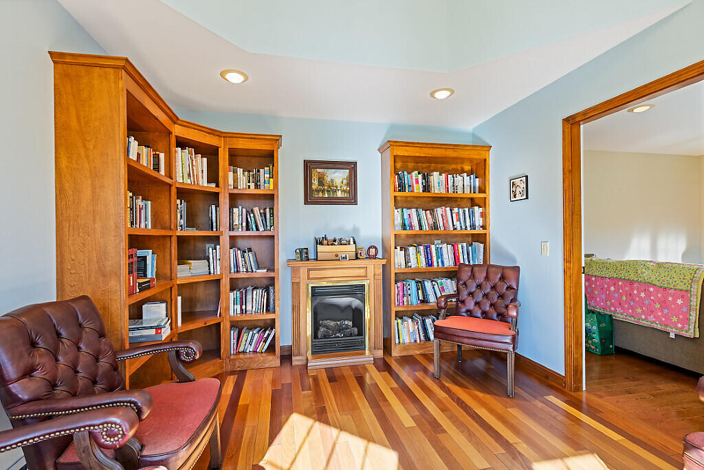 property viewer photo 34