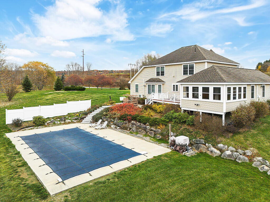 property viewer photo 4