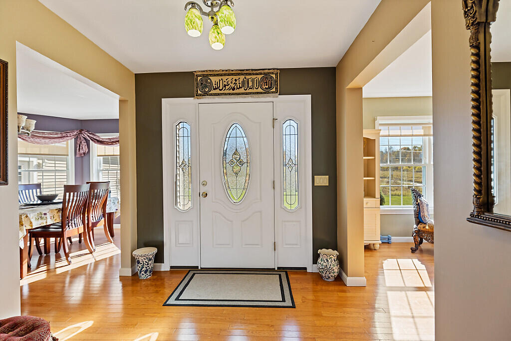 property viewer photo 7