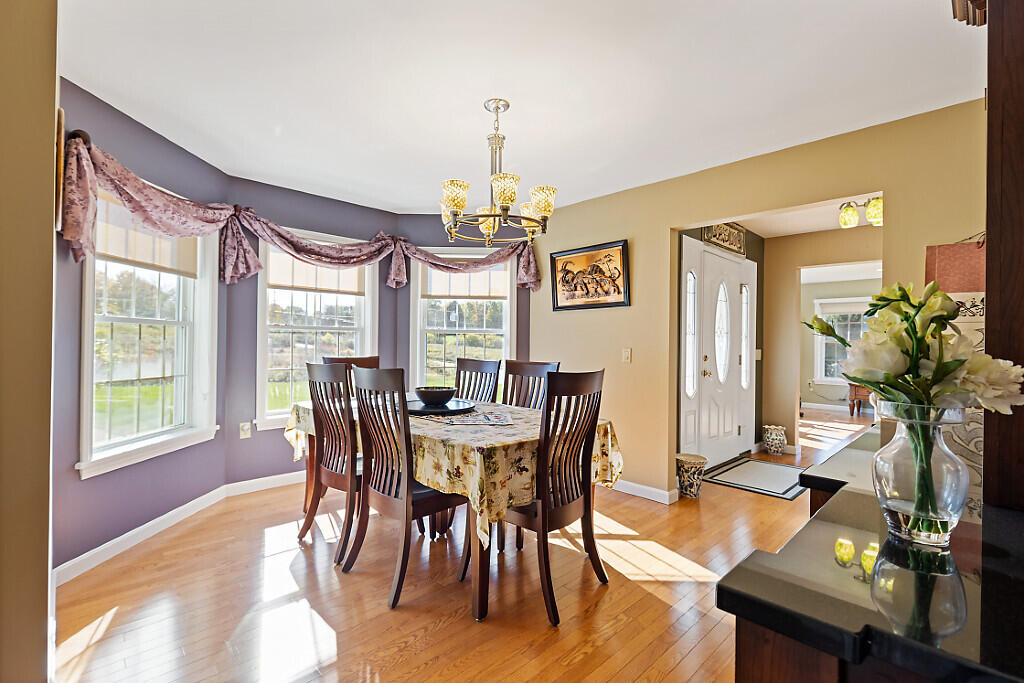 property viewer photo 9