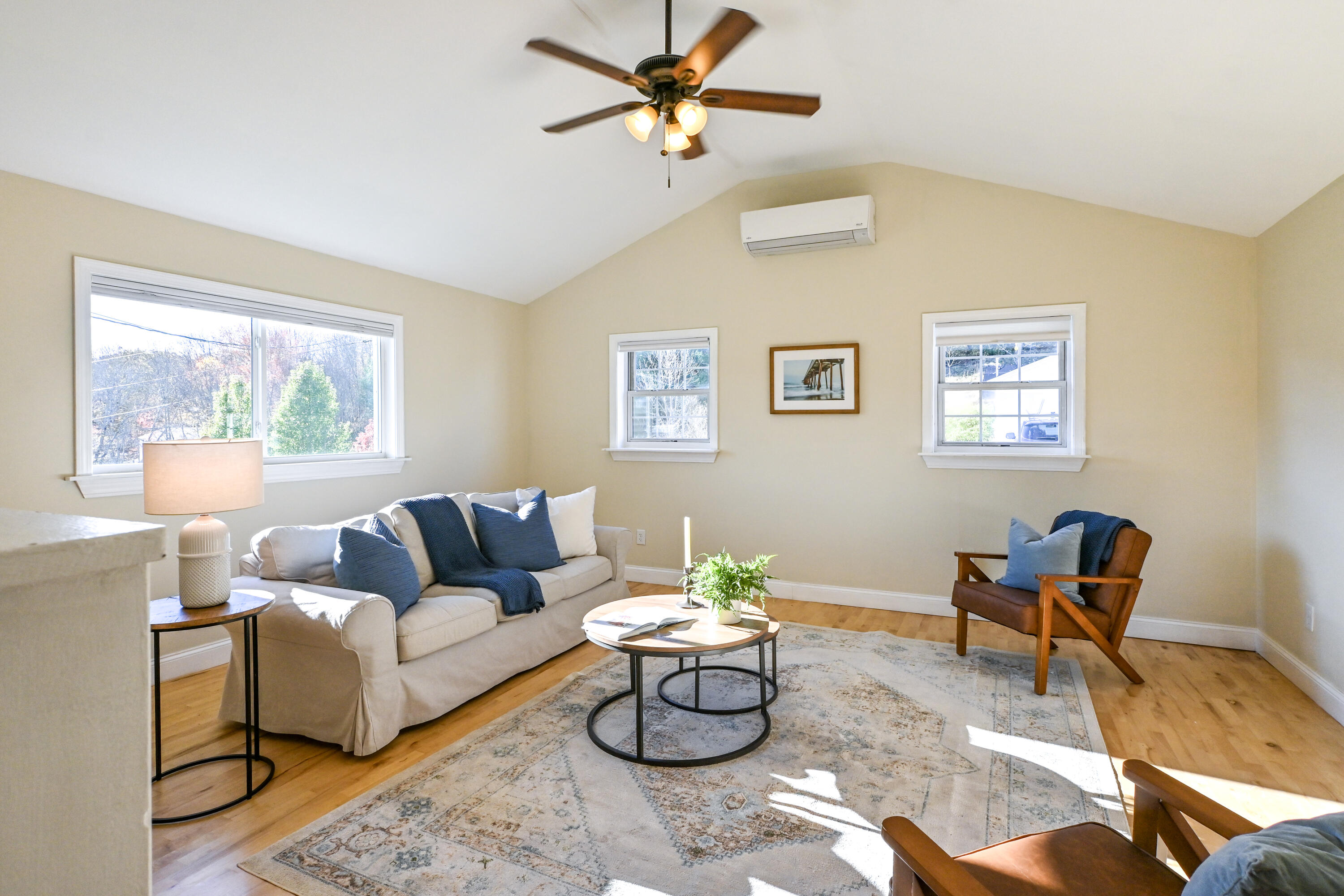 property viewer photo 10