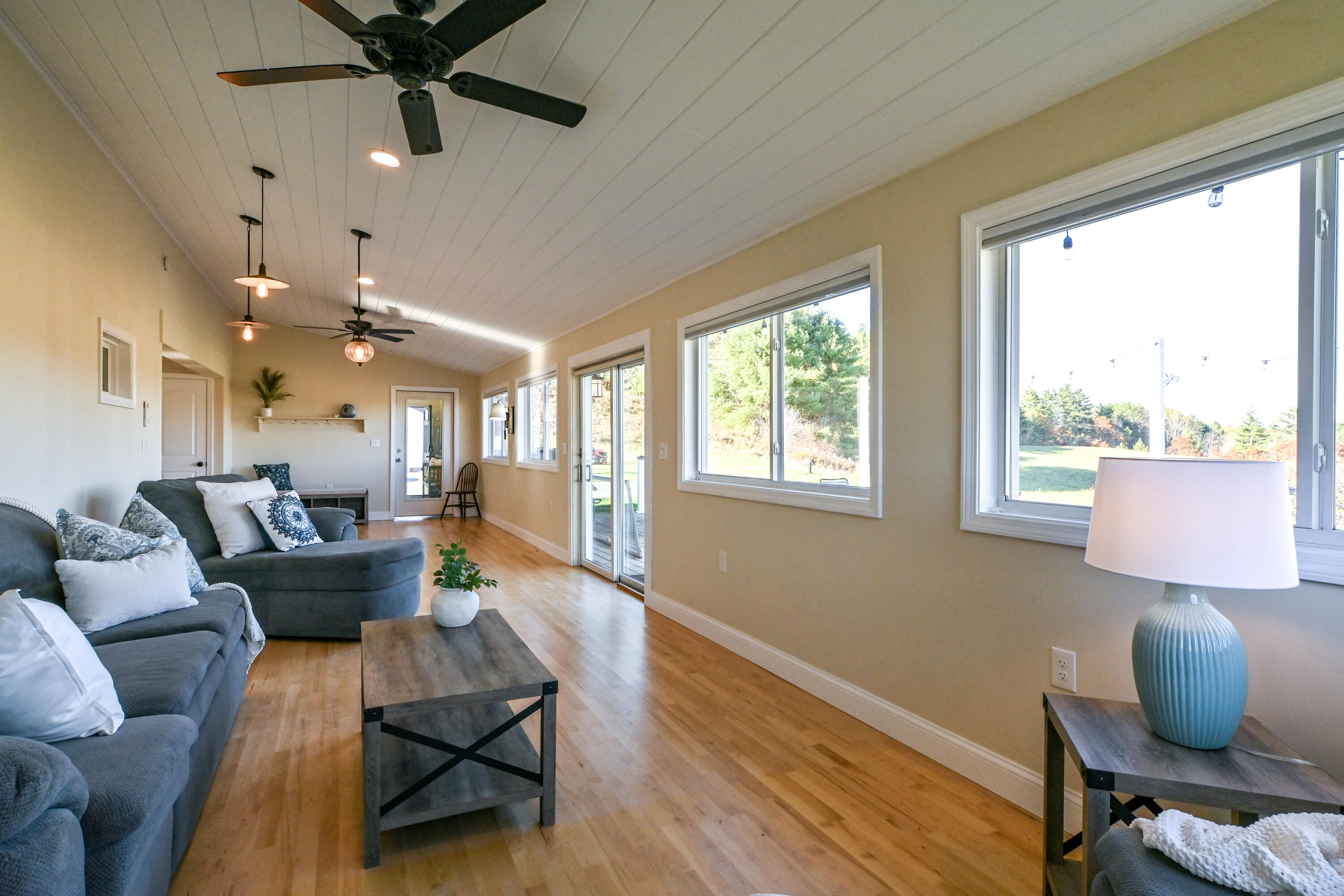 property viewer photo 13