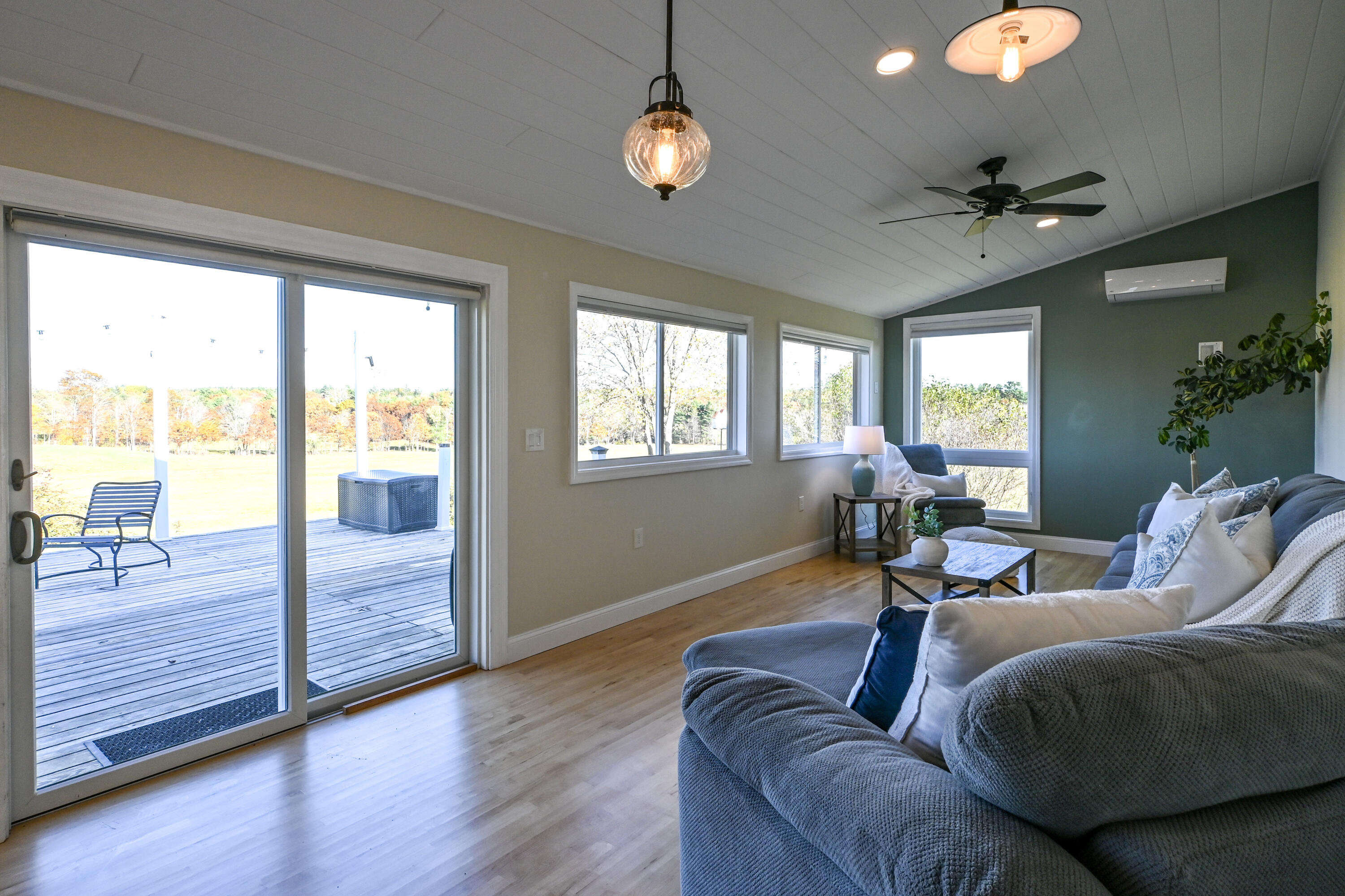 property viewer photo 14