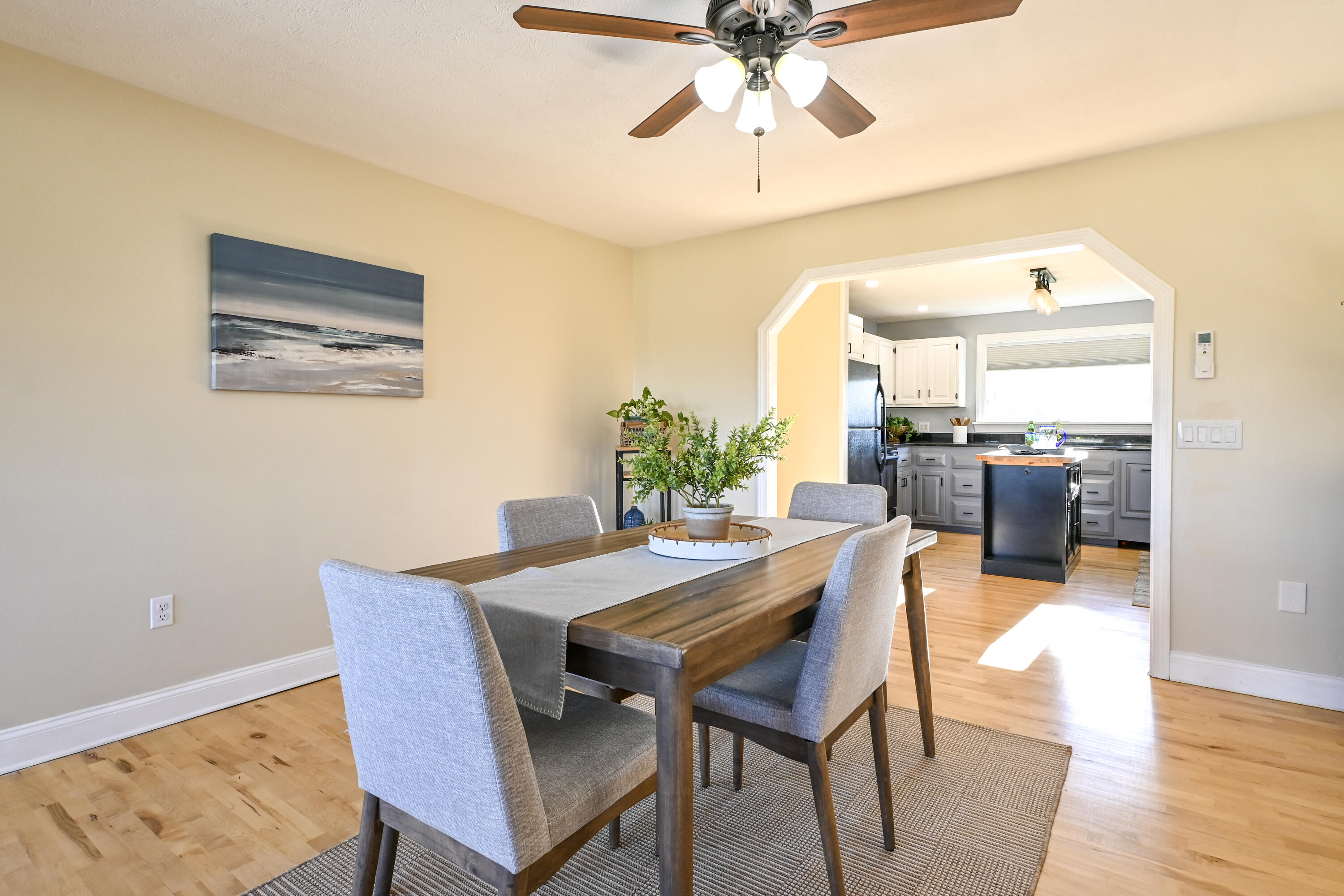 property viewer photo 18