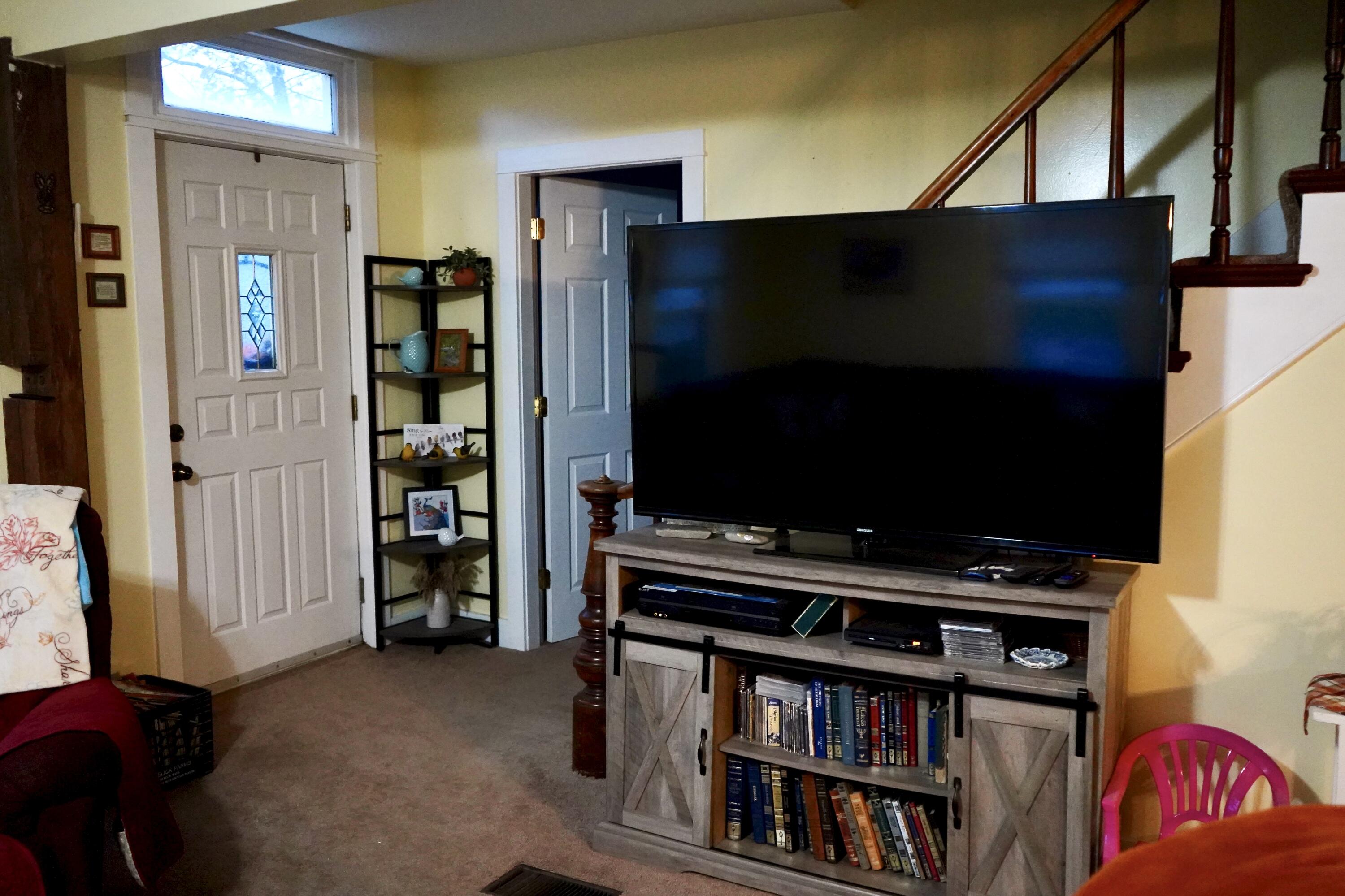 main property photo 22