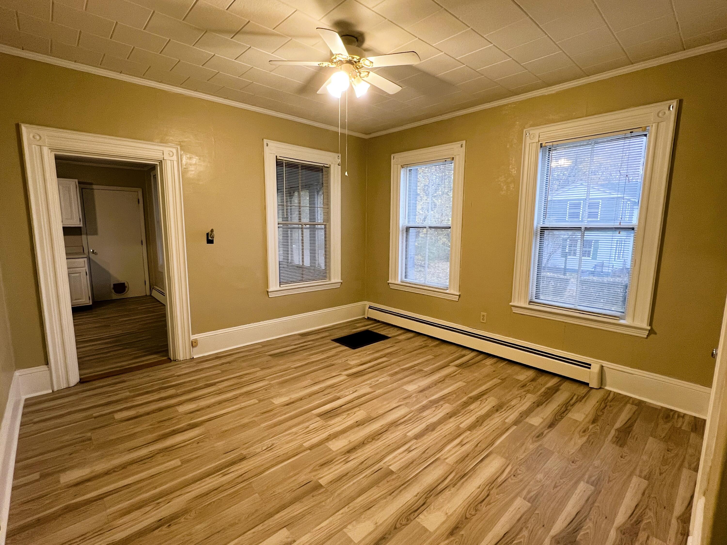 property viewer photo 13