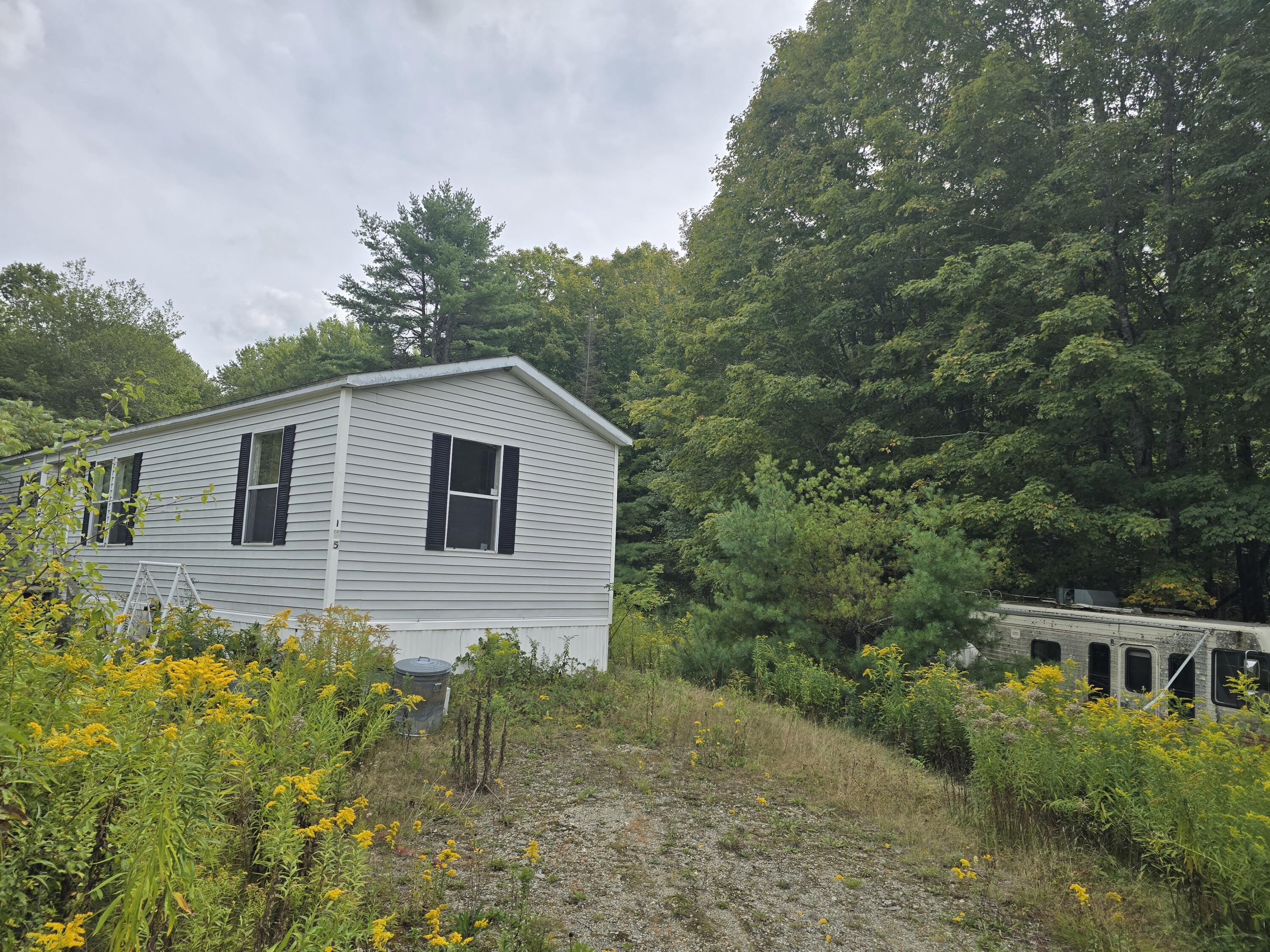 property viewer photo 2