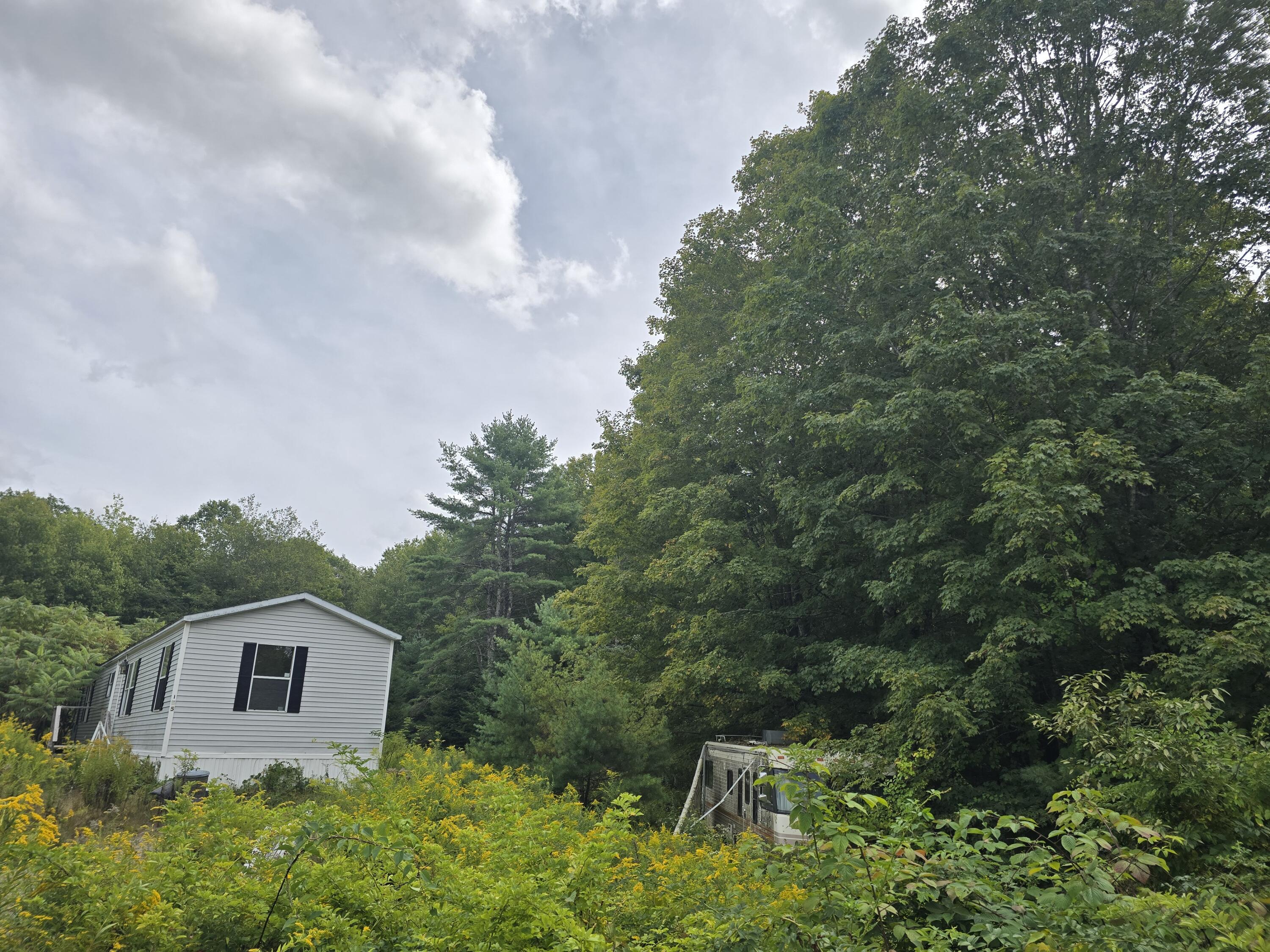 property viewer photo 3